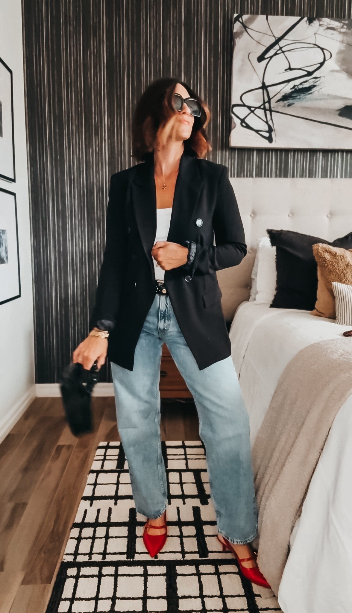 Pinterest inspired outfit idea! 

- Black blazer, white tank, jeans, and red heels! Everything linked below! 👠 

Tank - small
Jeans - 27 tts
Blazer - small 

Business casual, blazer outfit idea, dressy, casual, fall outfit idea, basic outfit, statement shoes, fashion over 40

#LTKFindsUnder50 #LTKSaleAlert #LTKOver40