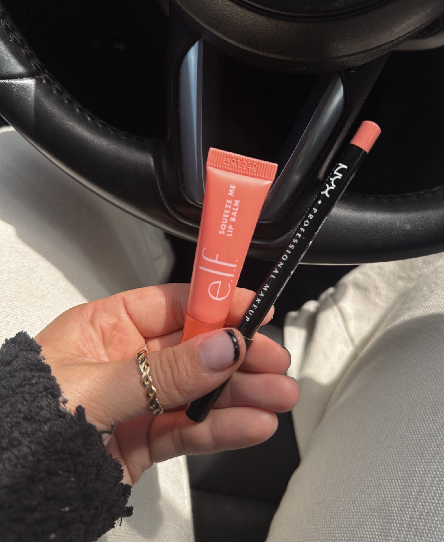 My fav combo lately 💄🖤 lipstick + lipgloss + summer Friday dupe + elf cosmetics + makeup + lip duo + ltkbeauty

#LTKBeauty #LTKBacktoSchool #LTKStyleTip