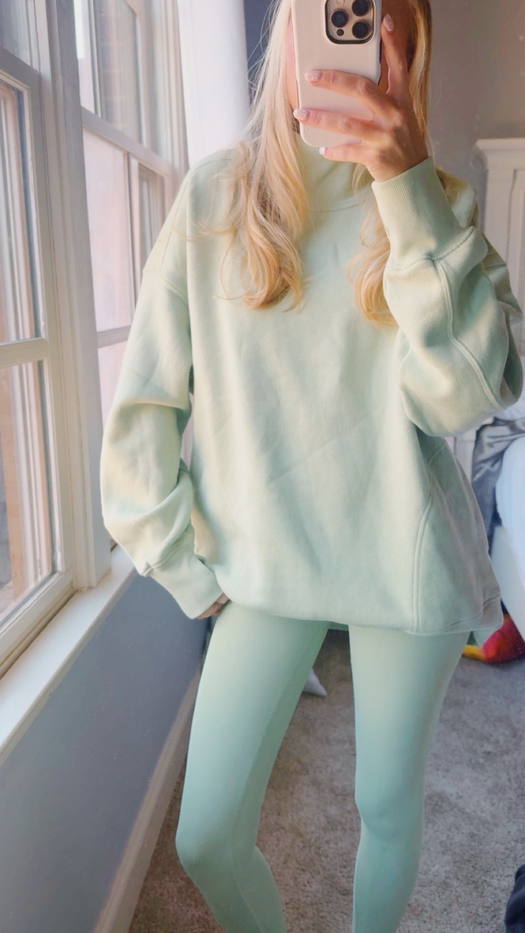 small crew, xs leggings!!