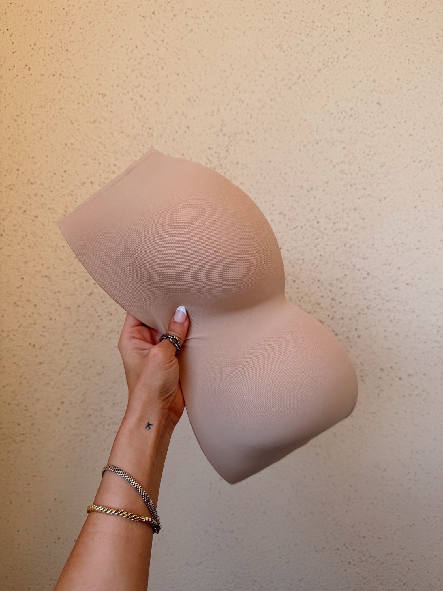 The best strapless bra, especially if you have a larger chest! This absolutely does not budge