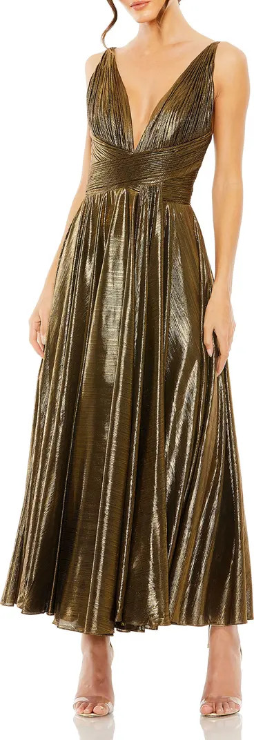 Mac Duggal Sleeveless V Neck Pleated Top Metallic Dress | Nordstrom | Nordstrom