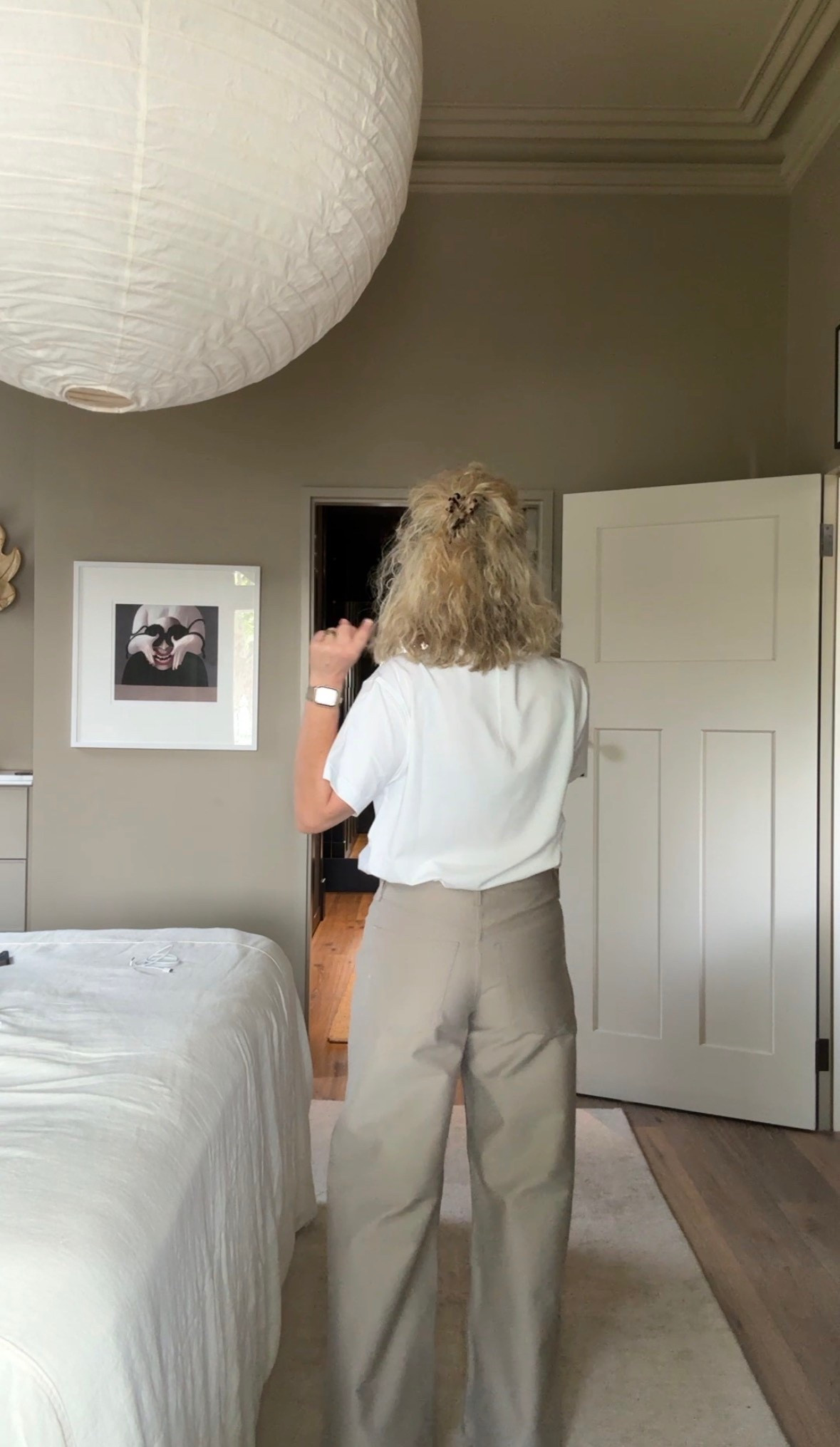 Bottoms look good in these pants!