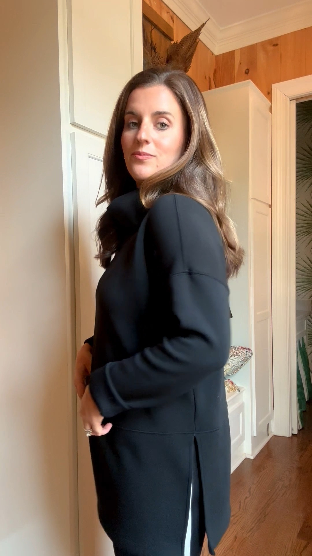 My FAVORITE Spanx item is still on sale! Love a good-feeling tunic over leggings… all the colors available!

#LTKActive #LTKMidsize #LTKmomlife