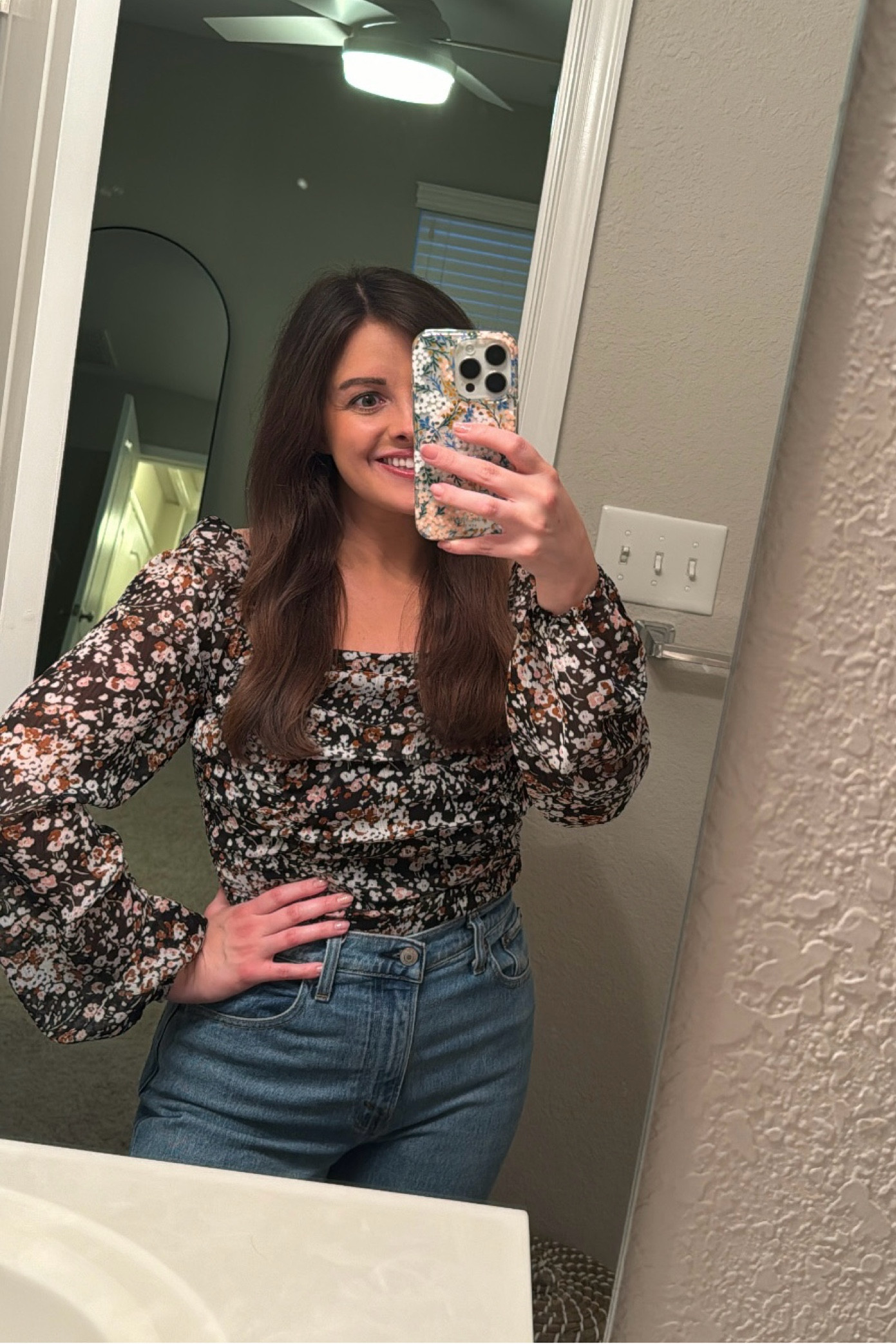 This long sleeve floral top from Lulu’s is gorgeous for spring! Wearing size small. 

Spring outfits / casual tops / long sleeve blouse / blouses / spring fashion 2024

#LTKfindsunder50 #LTKover40 #LTKSeasonal