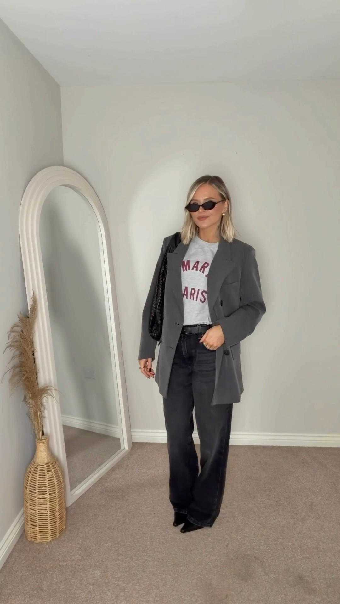 Love it when you’ve got everything already in your wardrobe to recreate some Pinterest outfit inspo ✨

#dailyoutfitinspiration #everydayoutfits #autumnoutfitideas 

Baggy jeans , recreating Pinterest outfits , autumn outfit inspiration

#LTKuk #LTKautumn