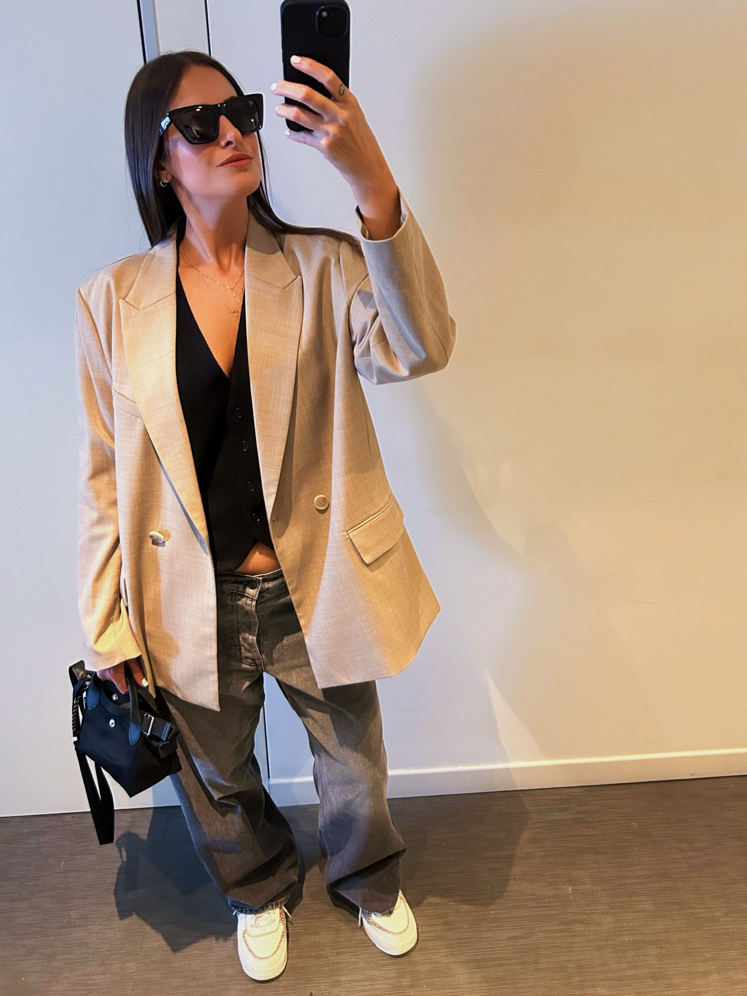 Oversized pieces, love this type of outfit ✨

#LTKitbag #LTKSeasonal #LTKstyletip