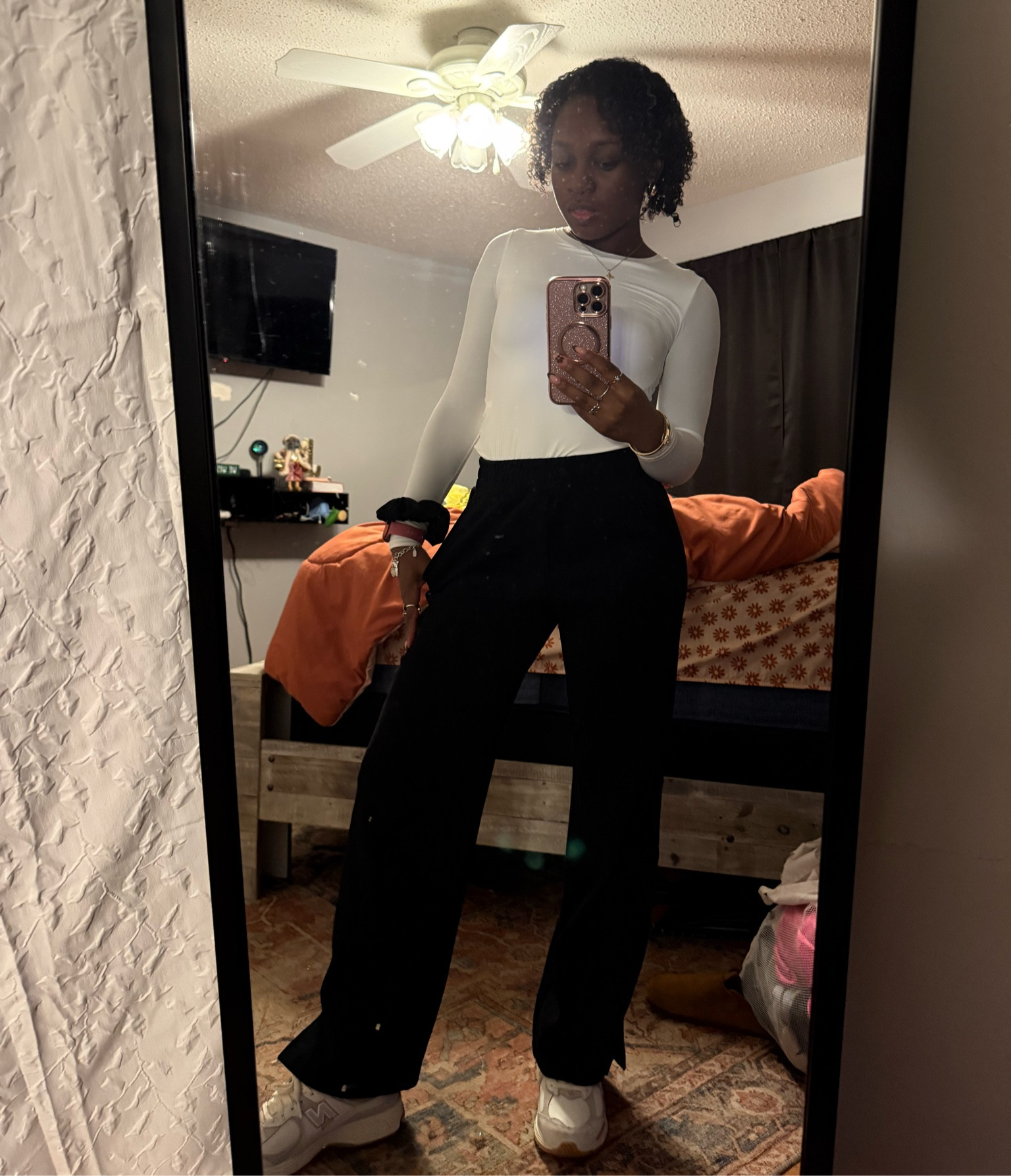 these pants are 50% off🫨

#LTKStyleTip #LTKFindsUnder50 #LTKSeasonal