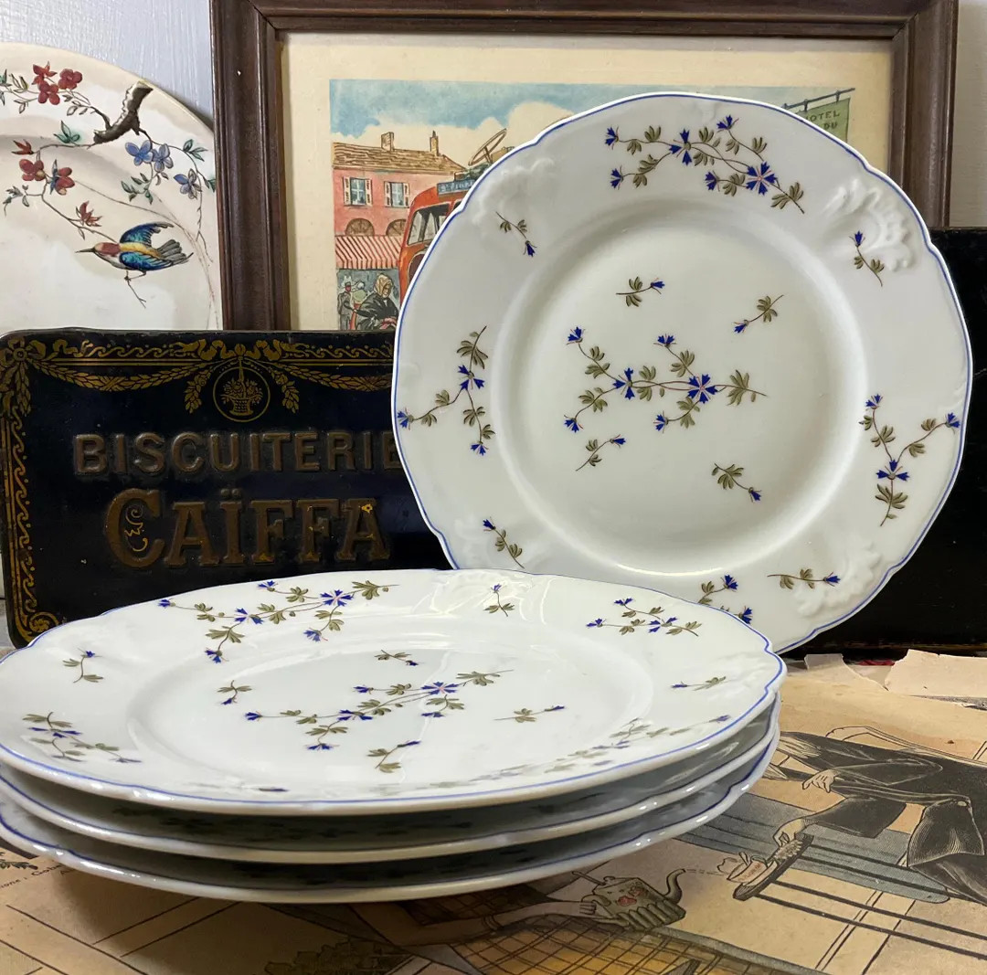 4 assiettes à dessert florales anciennes aux Barbeaux bleuets bleus, petites assiettes anciennes... | Etsy (US)