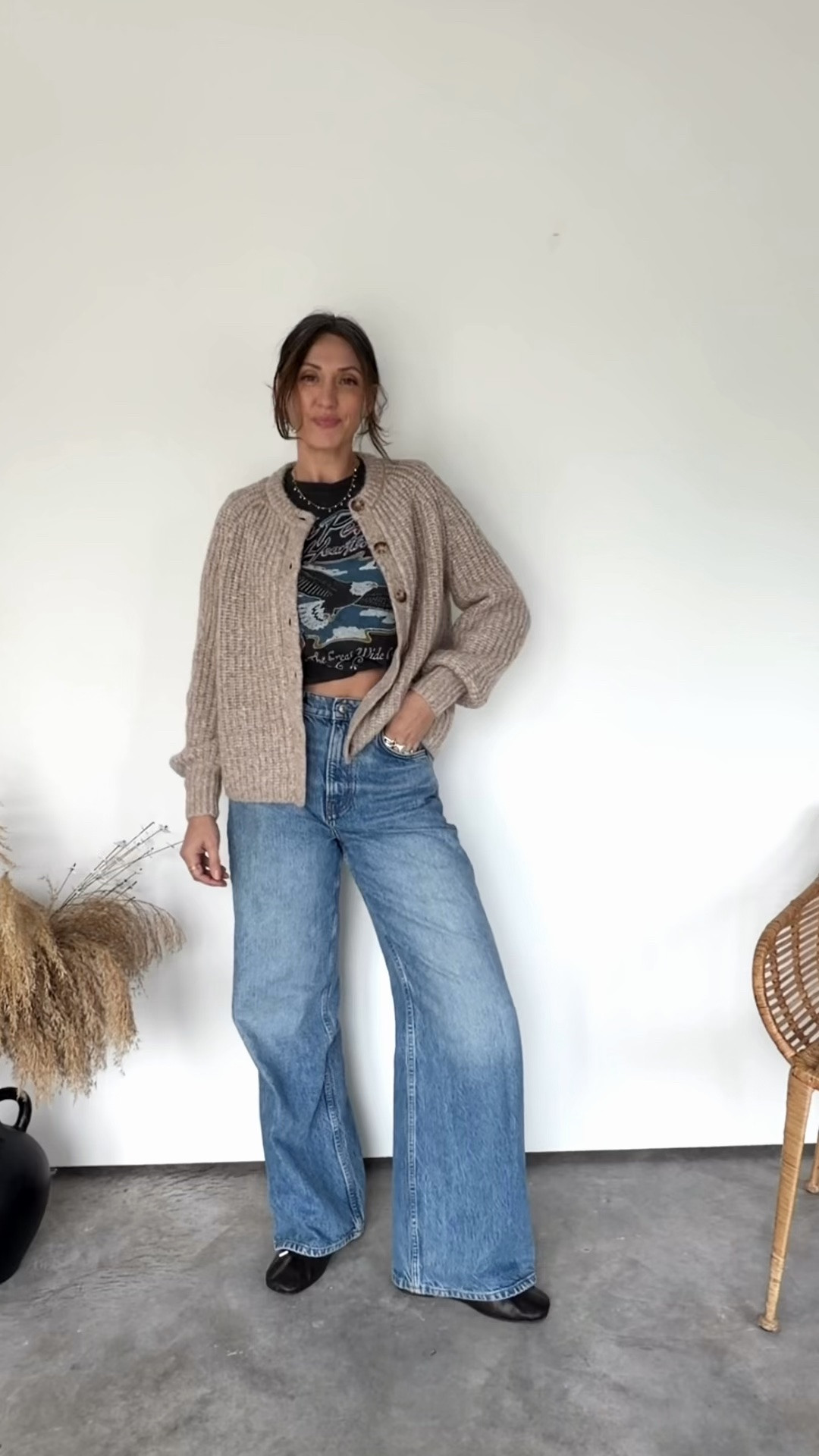 Wearing small tops and 27” jeans

#LTKSaleAlert #LTKOver40 #LTKSeasonal