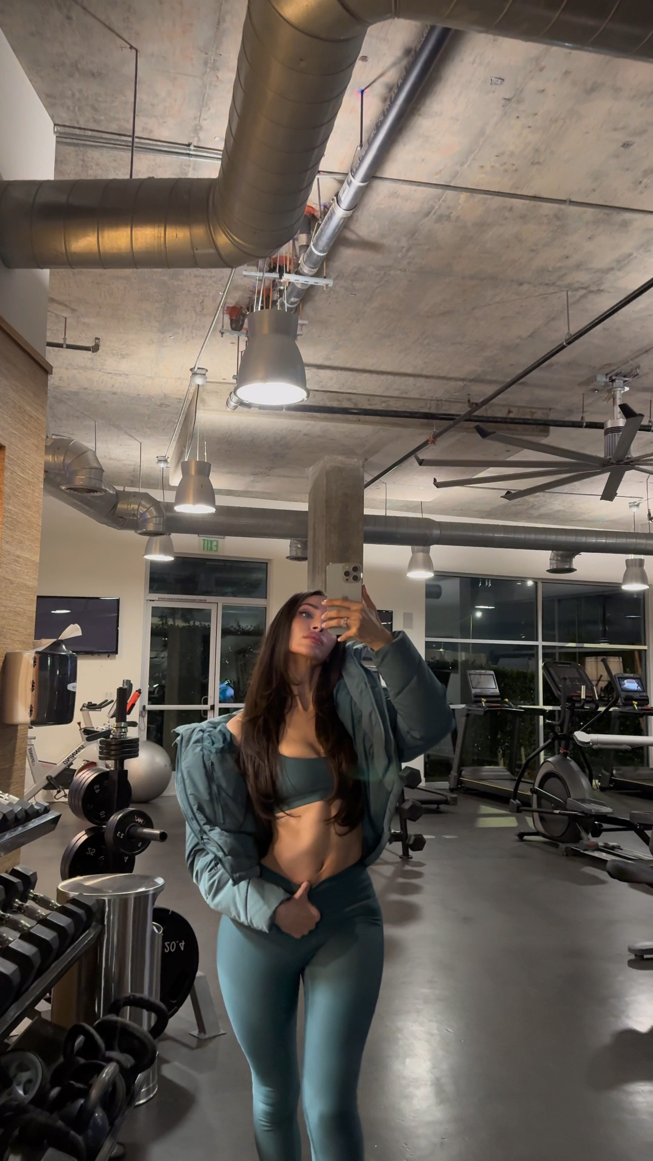 My workout outfit 🤍 #Aloyoga

#LTKStyleTip #LTKActive #LTKFitness