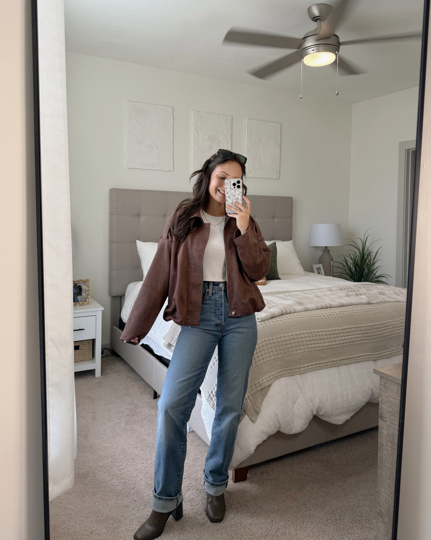 December outfits!
Jacket (color coffee) - S,
Jeans - 24,
Beige sweater - XS,
Flare leggings - 4 short,
Amazon leggings - XS,
White jacket - S,
Teddy jacket - XS,
Navy set - XS


#LTKHoliday #LTKootd #LTKdayinmylife