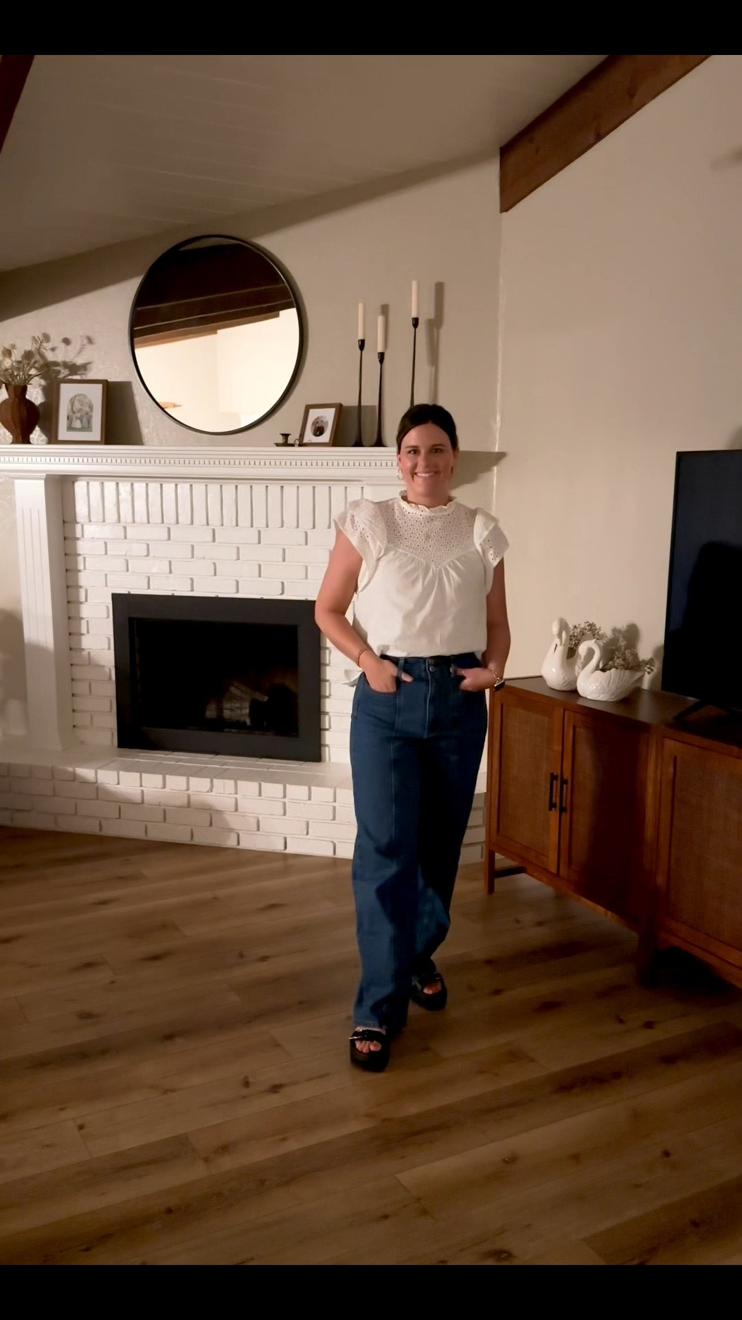 Trendy outfits for teachers 🤎 | both my shirt and jeans are older from target. I linked similar 🫶🏼

#LTKSaleAlert #LTKFindsUnder50 #LTKStyleTip