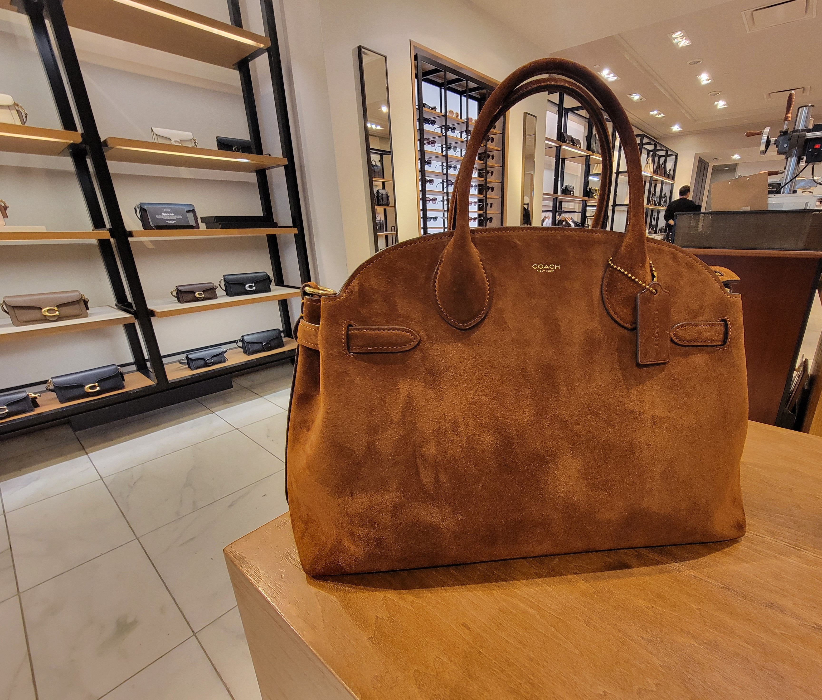 Coach Soft Empire Carryall 40 Suede

#LTKItBag #LTKWorkwear #LTKTravel