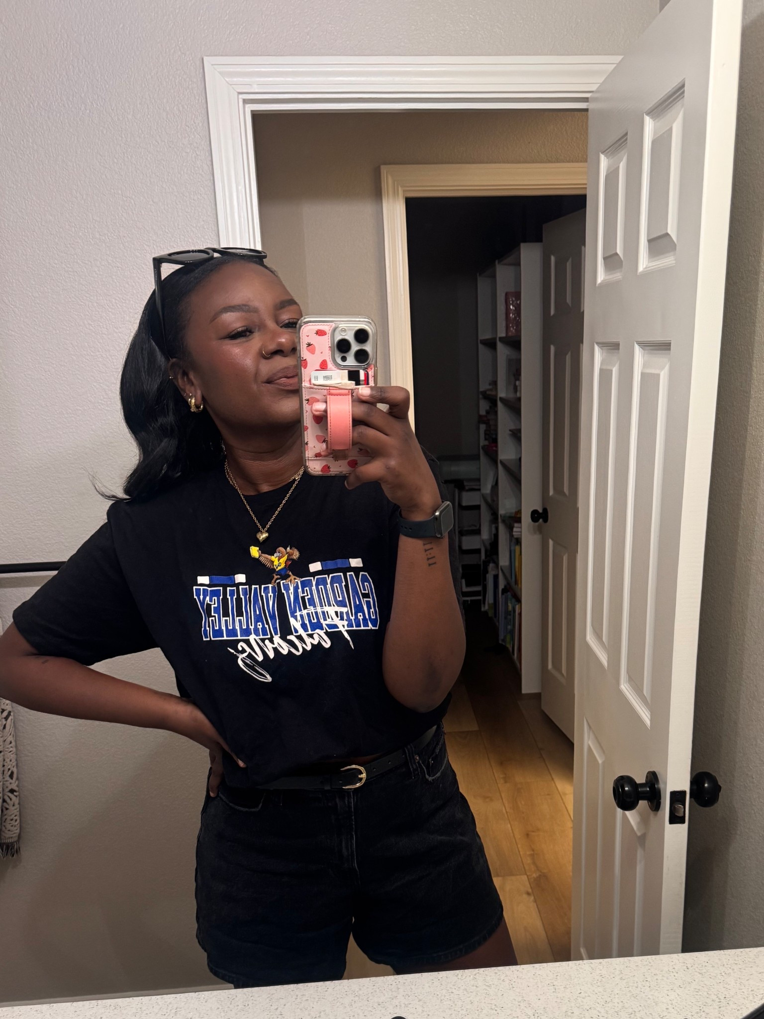 Midsize teacher mom shorts 

#LTKootd #LTKMidsize #LTKTall