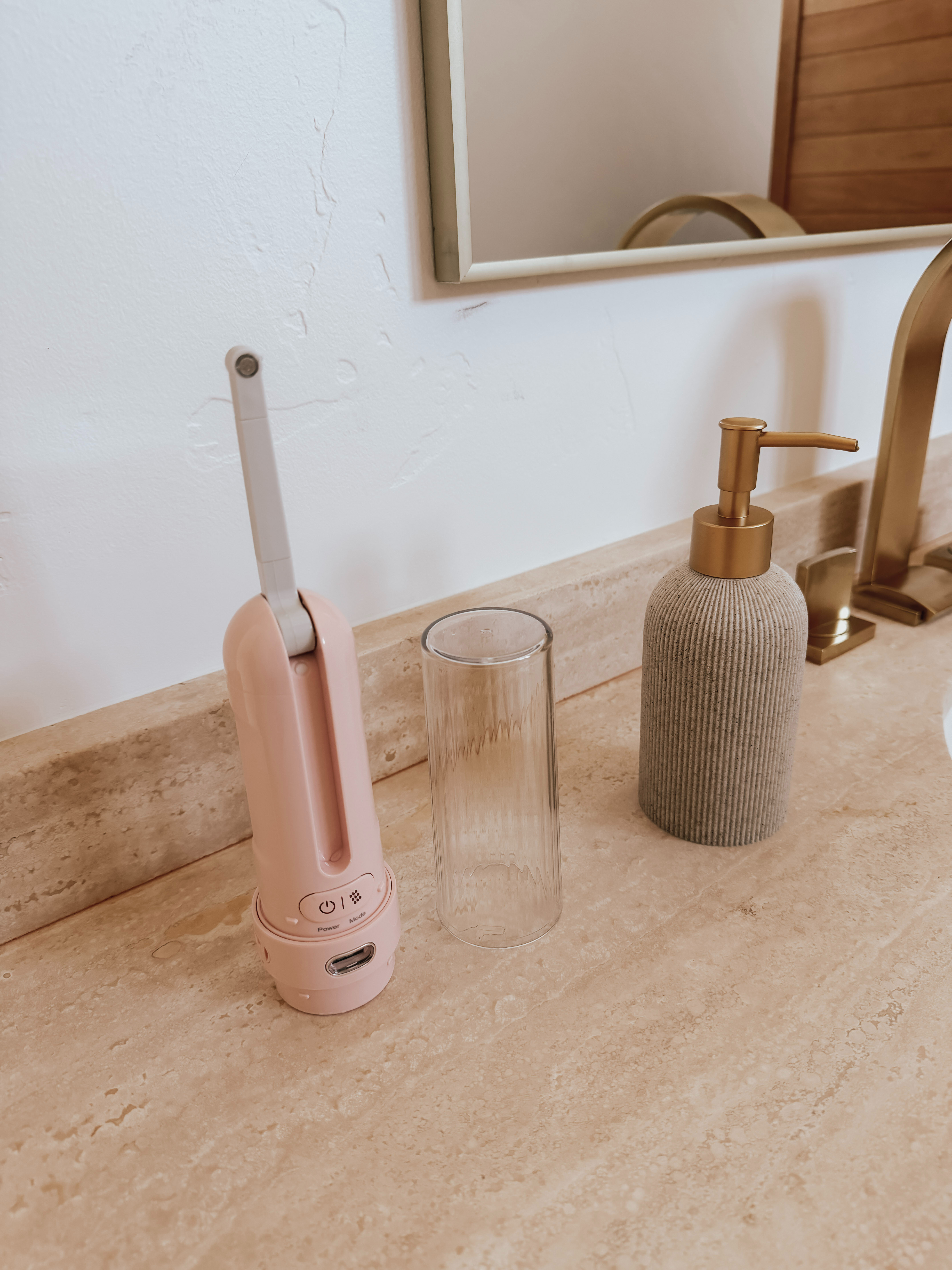 This travel bidet is one of those travel finds people don’t talk about enough. Whether you’re in hotels, airports, camping, or traveling with kids, it’s one of those products that makes you wonder why you didn’t buy it sooner. 

 #LTKTravel
