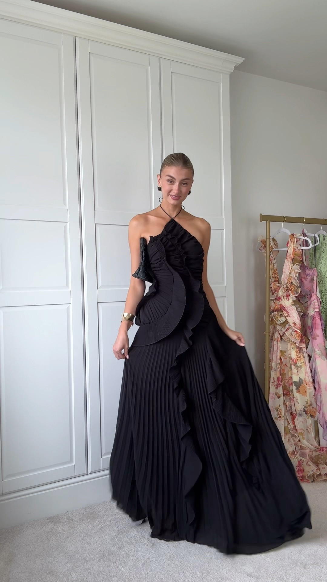 The viral dress in another colour! 🖤 

Wedding guest dress, black dress, maxi dress