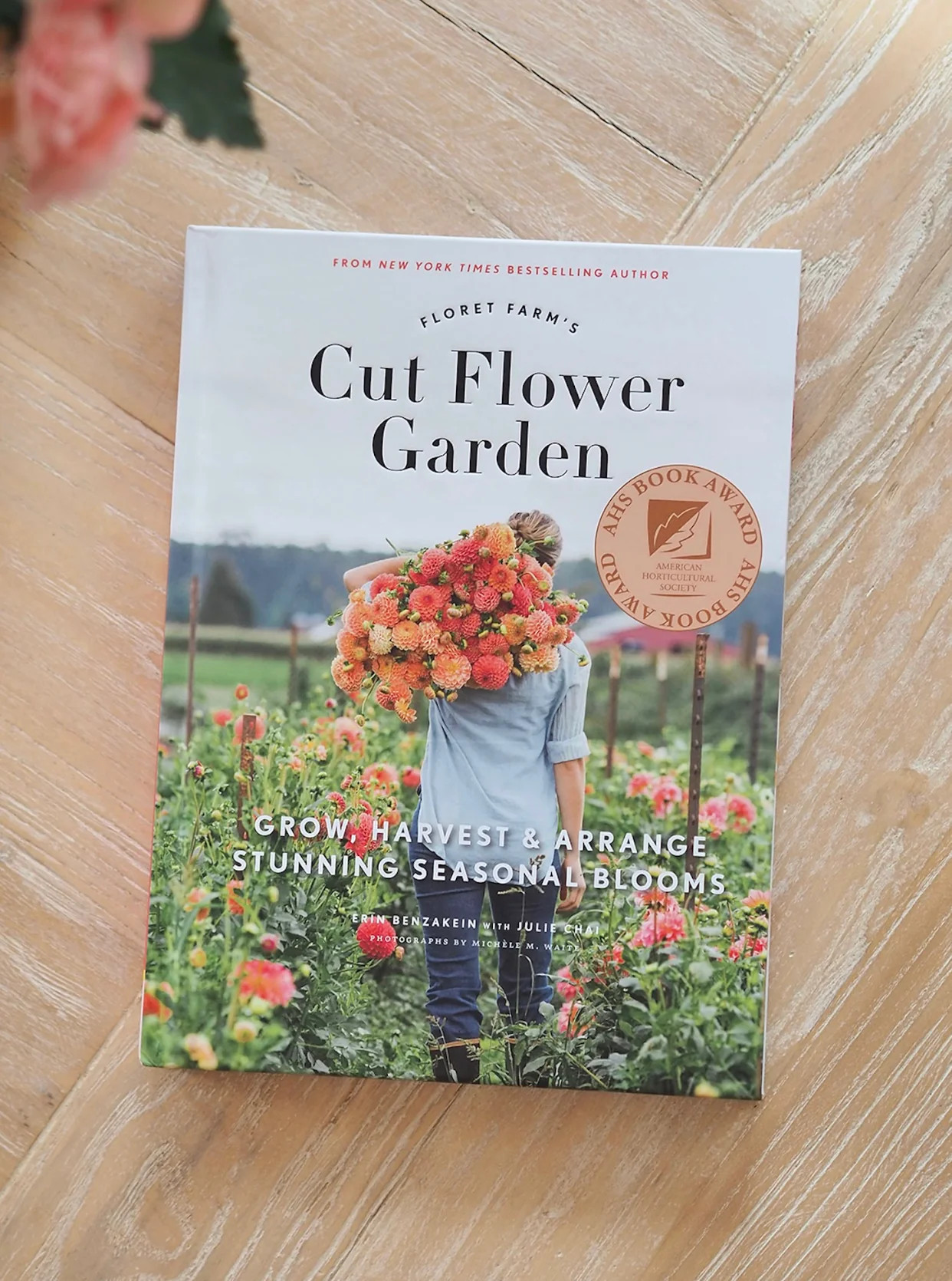 Floret Farm's Cut Flower Garden Book | The Cross Decor & Design