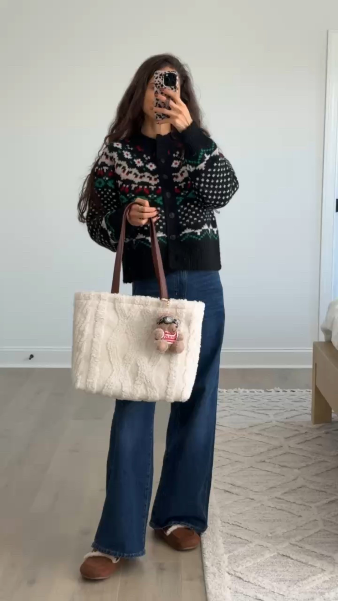 The PERFECT gift for her! Obsessed with the bag charm! 

#LTKHoliday #LTKGiftGuide #LTKCyberWeek