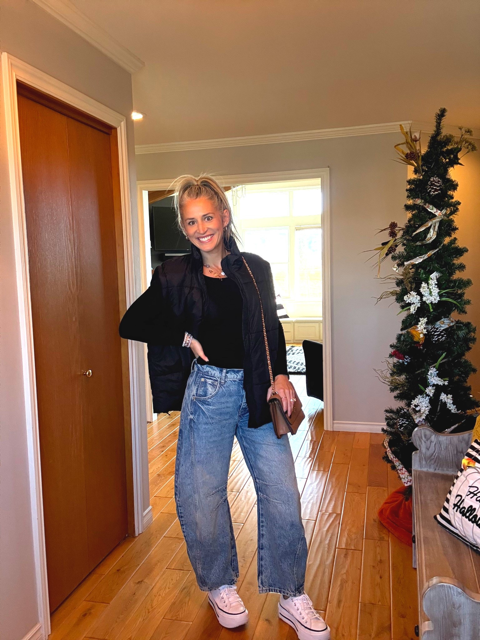 Cute and casual for errands! I size down in these barrel jeans!