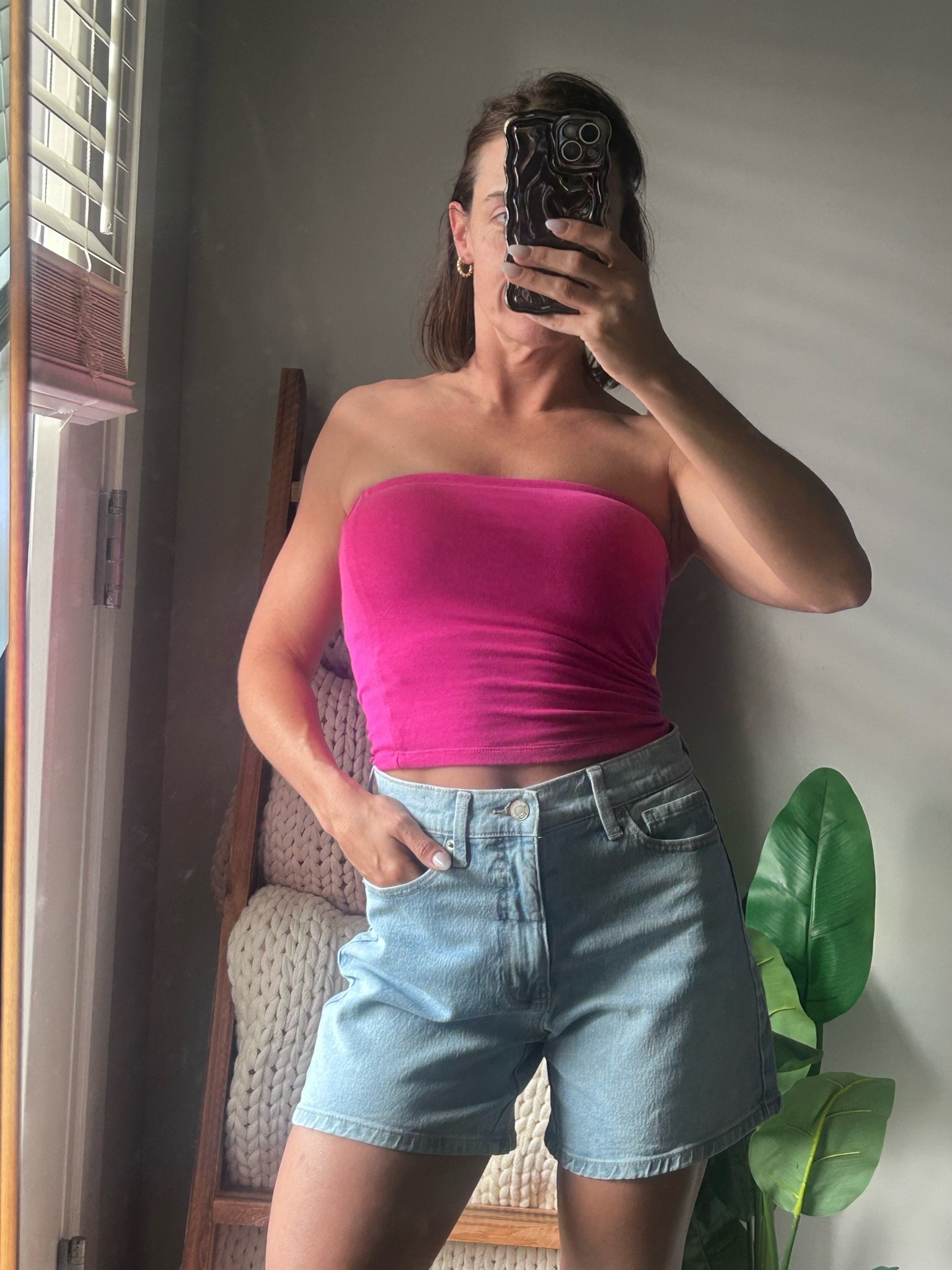 Walmarts high rise denim shorts with 5”inseam - these are so stinking cute. I love the light wash and the length is perfect!!! 

Definitely size down- I’m wearing a 0 in these and i typically wear a 2.

#LTKootd