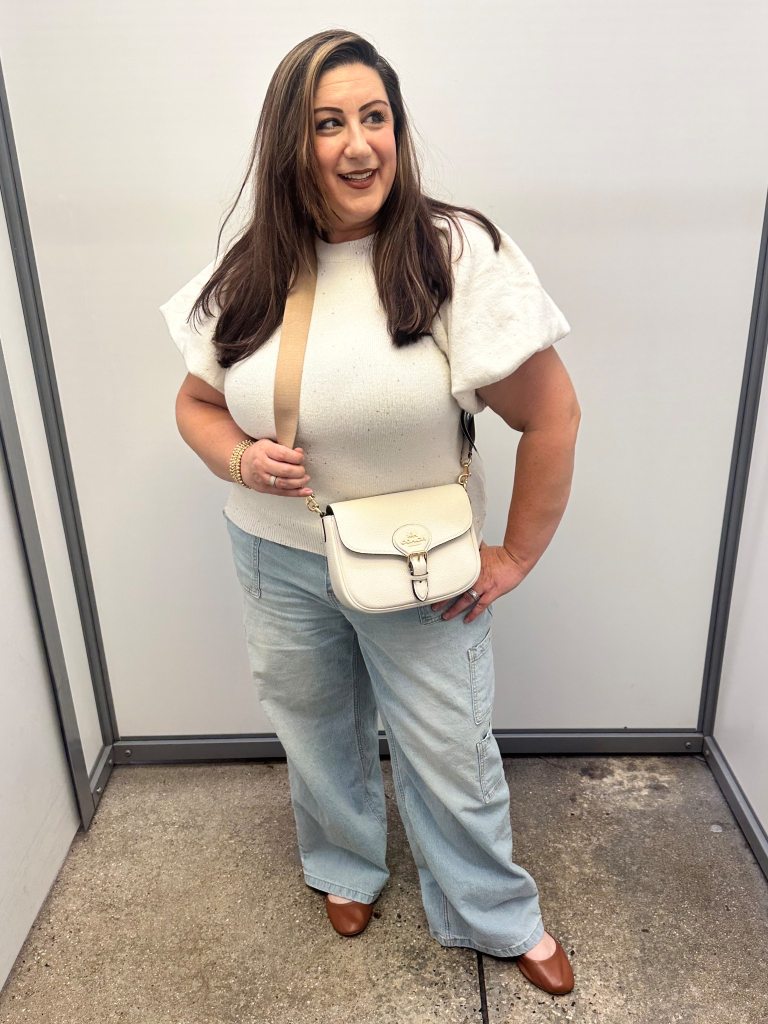 Neutrals are such an underaged staple in your capsule wardrobe.

 For ref. I’m 5’4, a size 14-16 & 209 pds♥️

#puffsleeve #widelegjeans #pocketcargo #walmart #walmartfinds #walmartfashion #walmartstyle #momoutfit #realisticoutfit #monootd #cargojeans #plussize #curvy #curvyfashion #curvystyle #midsize #midsizestyle #midsizestyle #midsizeoutfit #midsizeootd #plussizeoutfits #plussizeootd
#caspulewordrobe 

#LTKmomlife #LTKdayinmylife #LTKootd