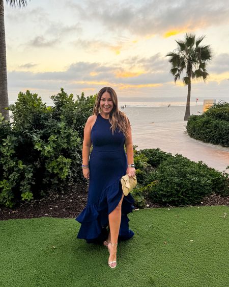 Formal Event Dress from Amazon

Fit tips: Dress size up if in between, 14, wearing with light shapewear

Formal dress  Amazon creator summit  Maxi dress  Flowy dress  Event dress

#LTKparties #LTKmidsize #LTKover40