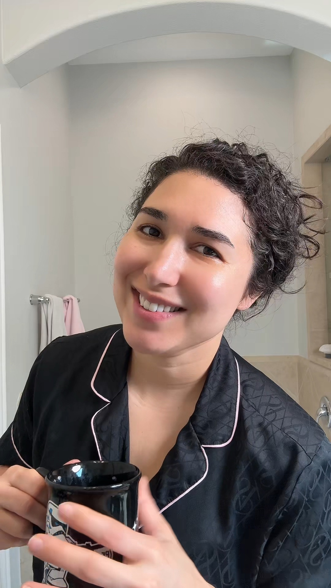 Today’s reminder: You don’t have to be perfect to be powerful 💛
Speak life over your day, your business, and your motherhood.
Your words build your world so let’s build with intention.

#DailyAffirmations
#MindsetReset
#FaithFilledCEO
#SoftGirlEra
#MomMindset
#AffirmationVibes
#HealingAndHustling

#LTKActive #LTKFindsUnder50 #LTKBeauty