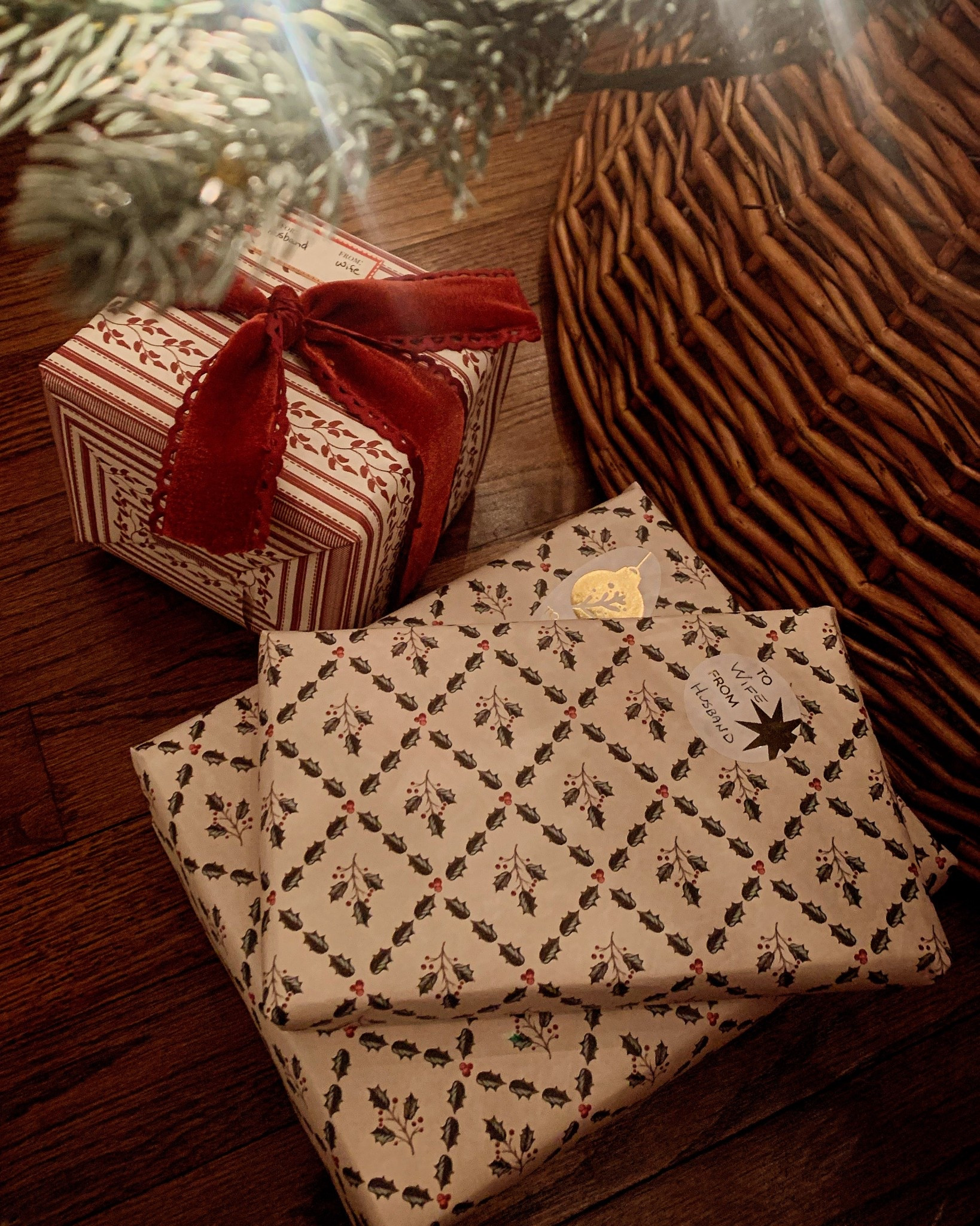If you haven’t checked out JSH Home Essential’s holiday wrapping paper, run! These are the prints I used last year and I just ordered this years patterns yesterday. The quality si amazing and the patterns are unique.

#LTKGiftGuide #LTKHoliday #LTKSeasonal