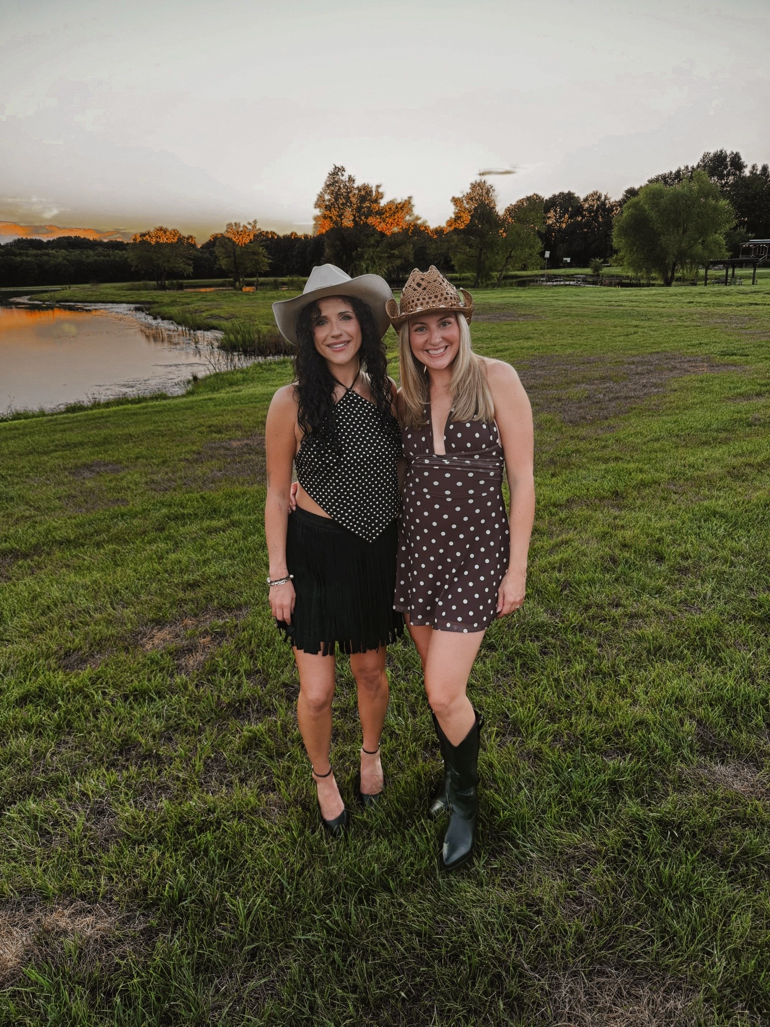 Polka dot outfit, turned western! Super stretchy and bump friendly dress 

#20weeks

#LTKBump #LTKgrwm