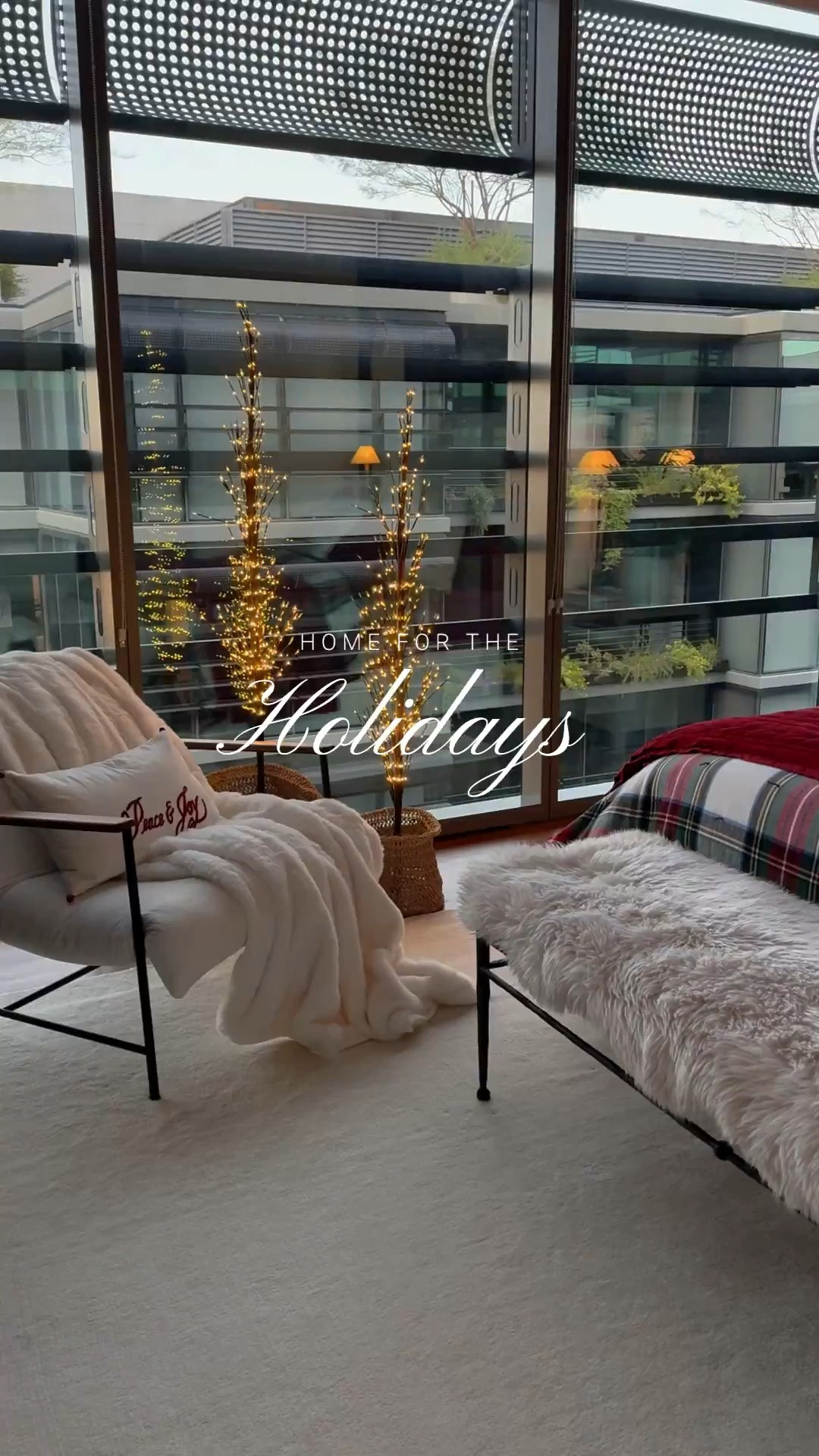 Cozy holiday home🎄

#LTKHome #LTKSeasonal