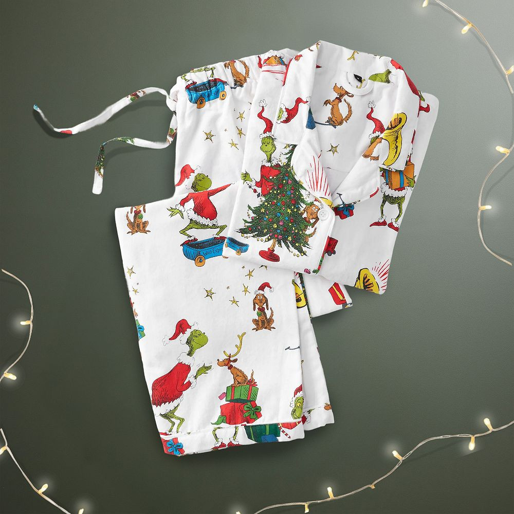 Dr. Seuss's The Grinch™ & Max™ Organic Flannel Pajama Set | Pottery Barn Teen
