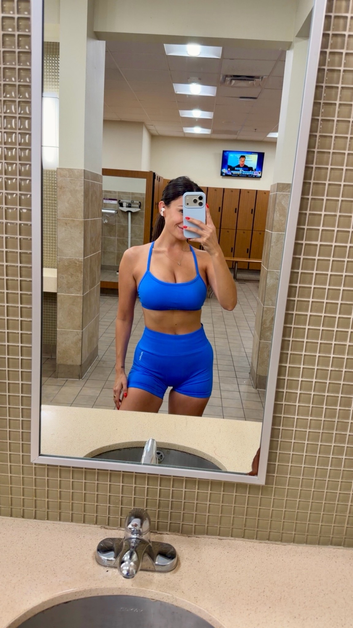 Turns out a cute set does make you lift heavier 🫐

#LTKActive #LTKfitnessgoals #LTKootd