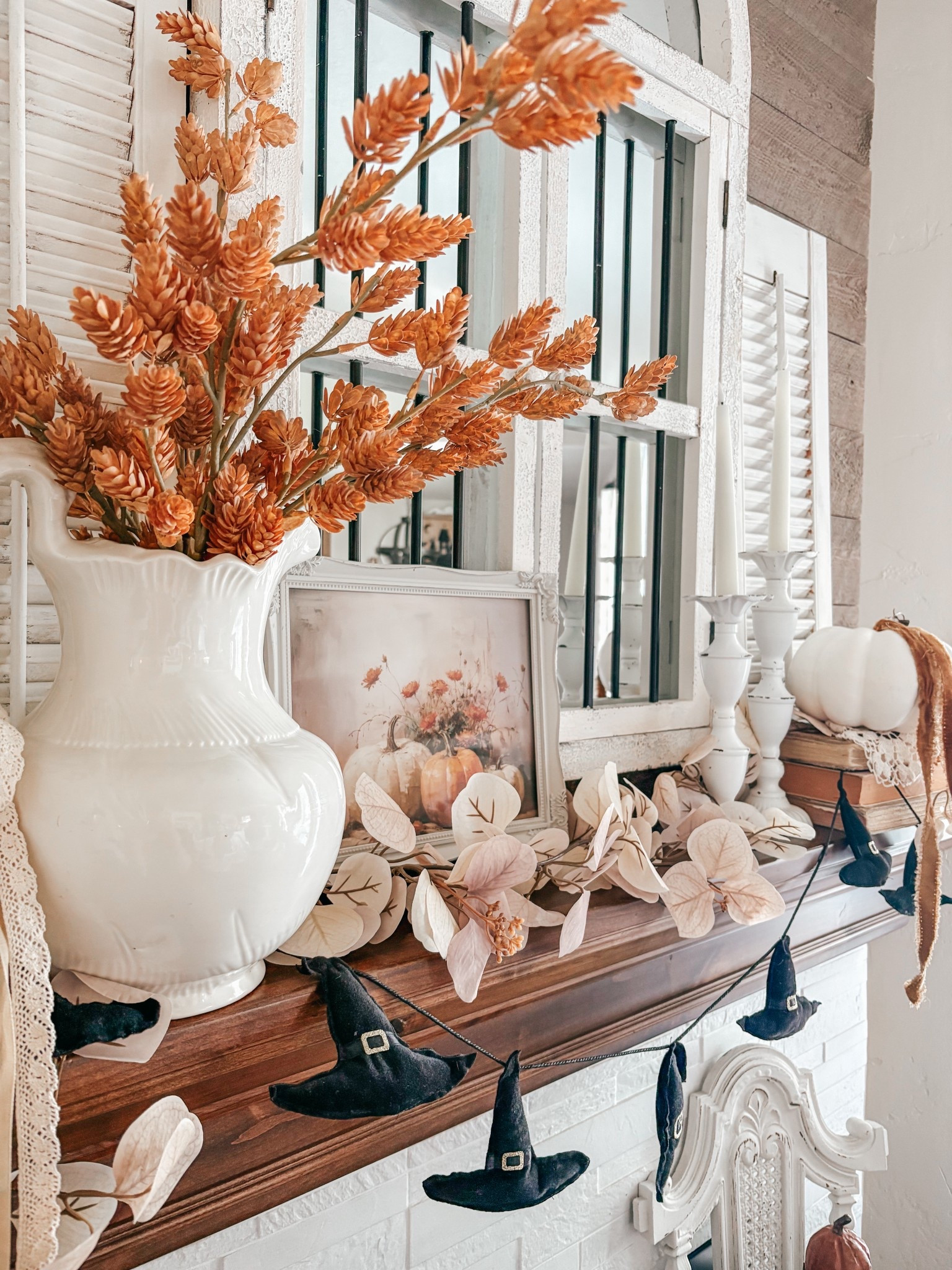 The easiest way to swap your art with digital prints. I purchase and print at Walmart 

#LTKHome #LTKFallSale #LTKSeasonal