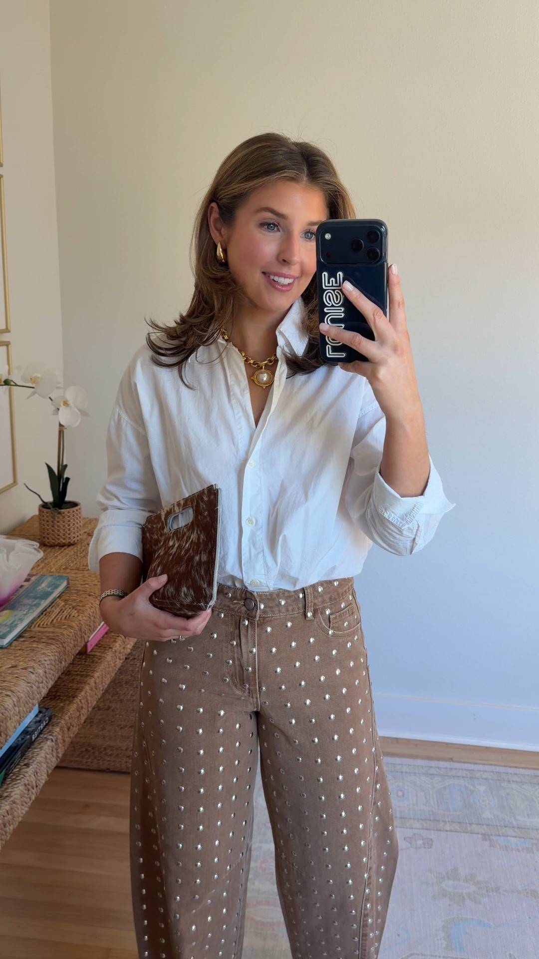 Fun outfit idea! Would be a cute western chic look! Wearing a 27 in jeans 