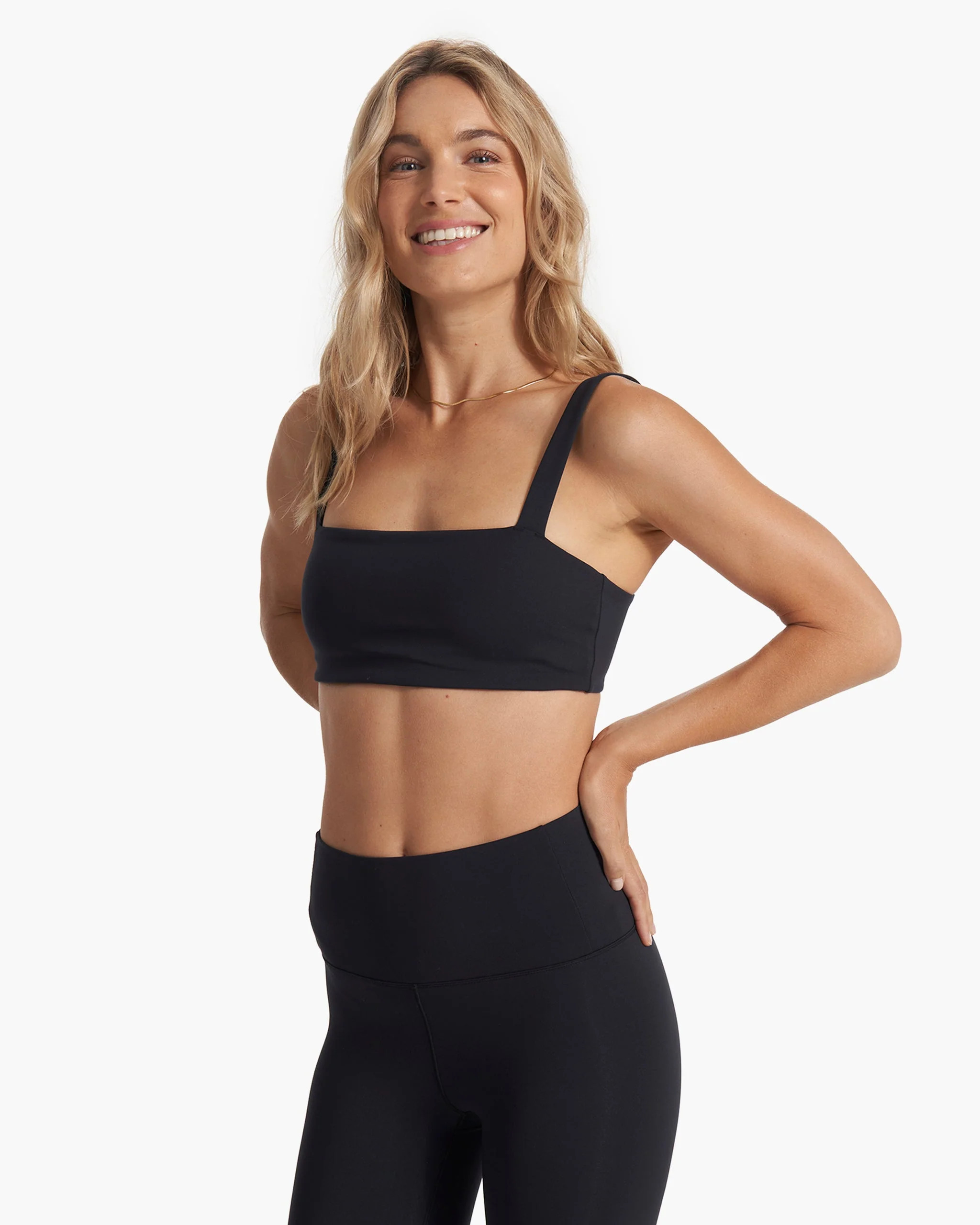 Evolve Square Neck Bra | Vuori Clothing (US & Canada)