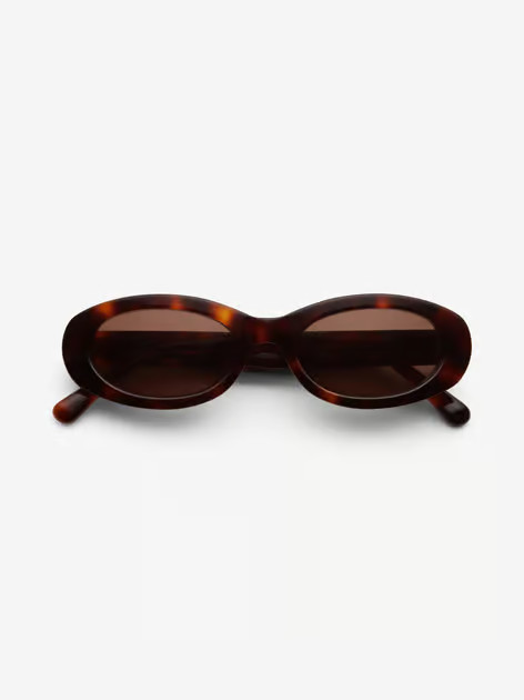 Wide oval sunglasses | House of Dagmar