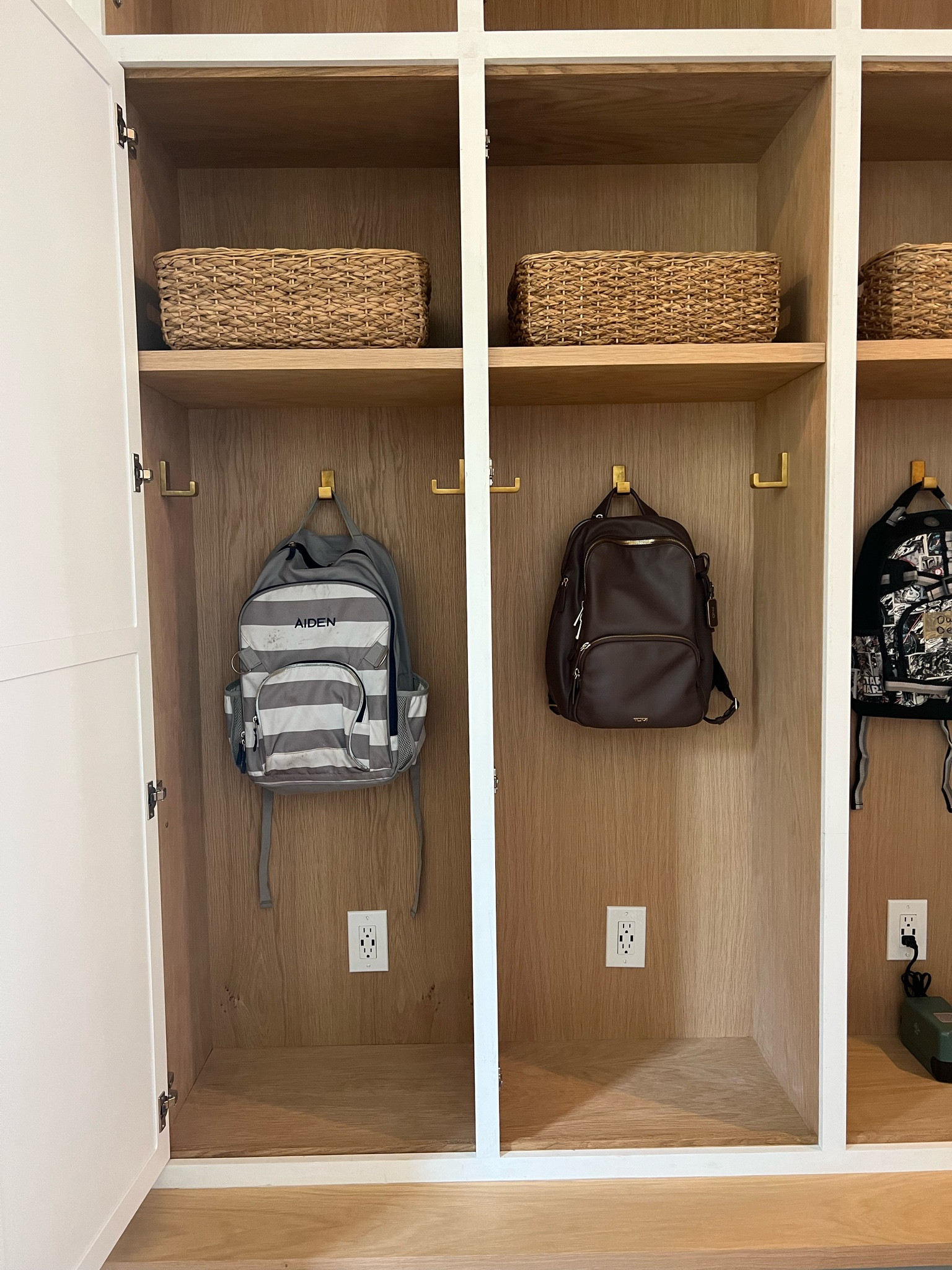 The white oak edge banding is from rockler and the doors I ordered from nieu cabinet doors 