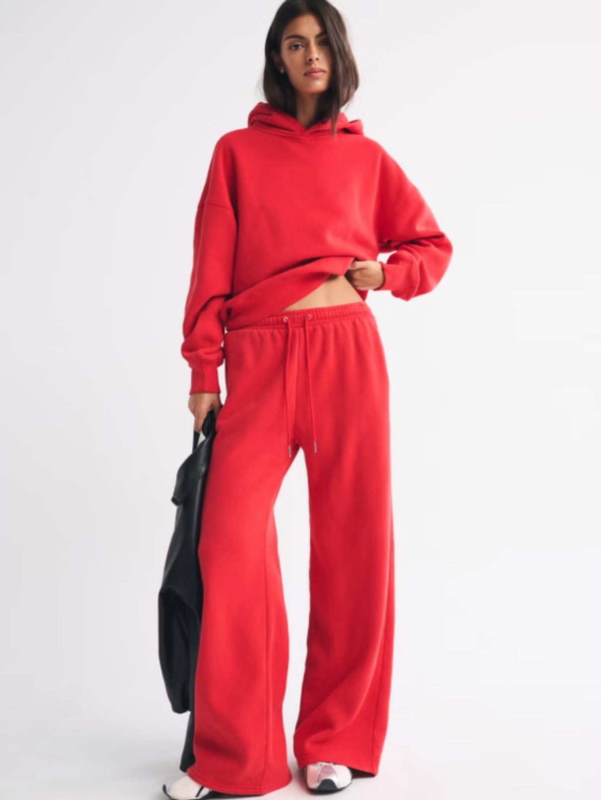 A&F Sunday hoodie and sweatpants 40% off!! 

#LTKmomlife #LTKootd #LTKGiftGuide