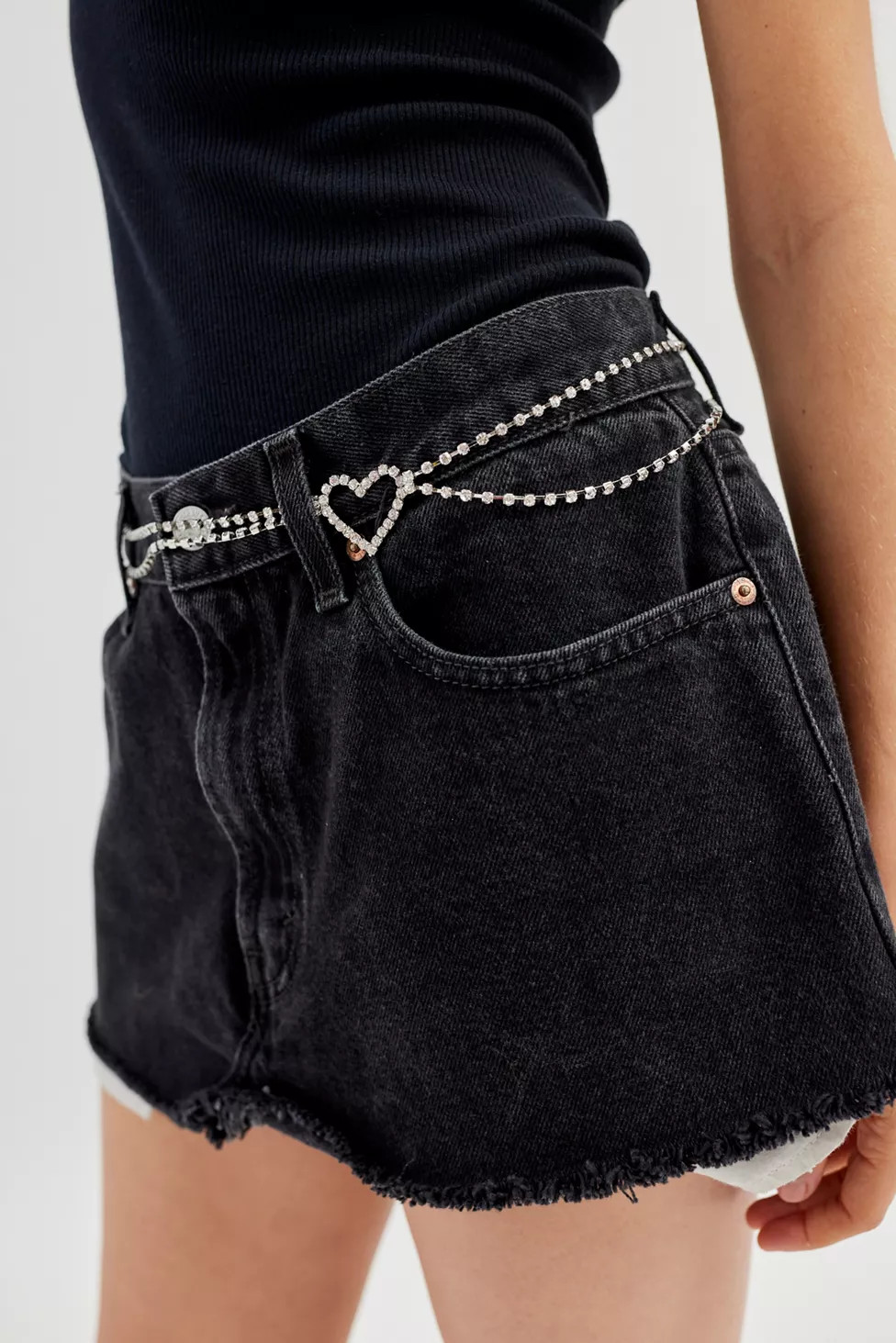 Heart Diamonte Chain Belt | Urban Outfitters (US and RoW)