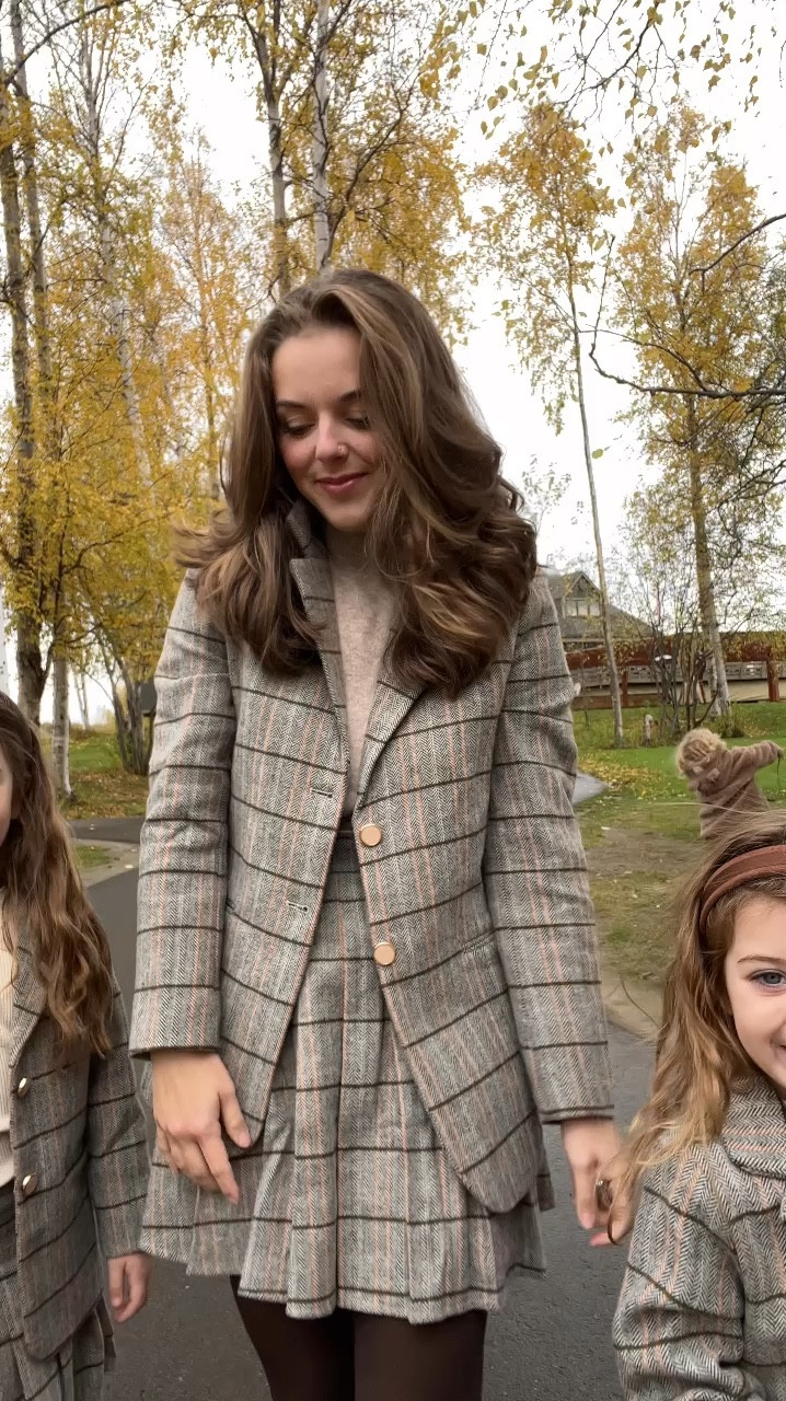 Matching mom and me fall outfits discount code 15LAURENHADALITTLELAMB

#LTKFamily #LTKSeasonal #LTKVideo