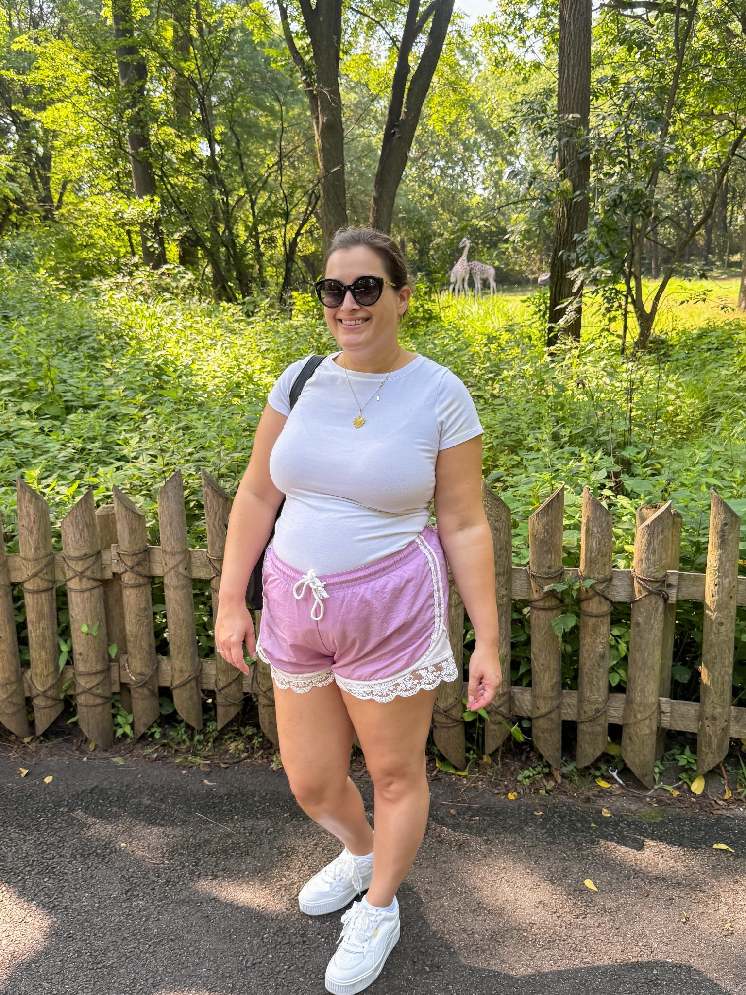 Weekend mom outfit, pregnant mom style

#LTKBump #LTKStyleTip