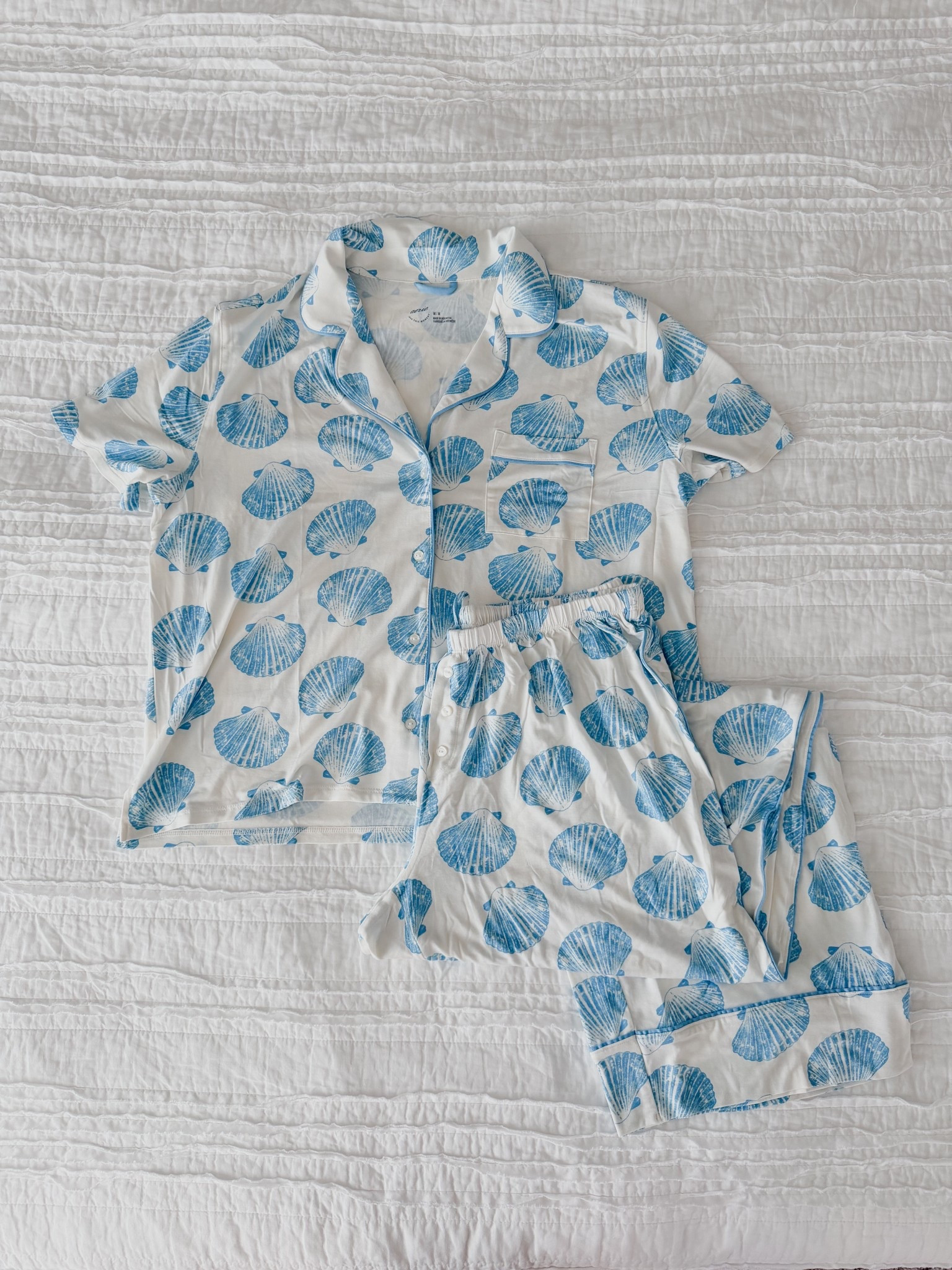 New aerie pjs! 
Aerie pajamas 
Shell pjs 
Coastal pajamas 

#LTKxAerie #LTKootd #LTKSeasonal