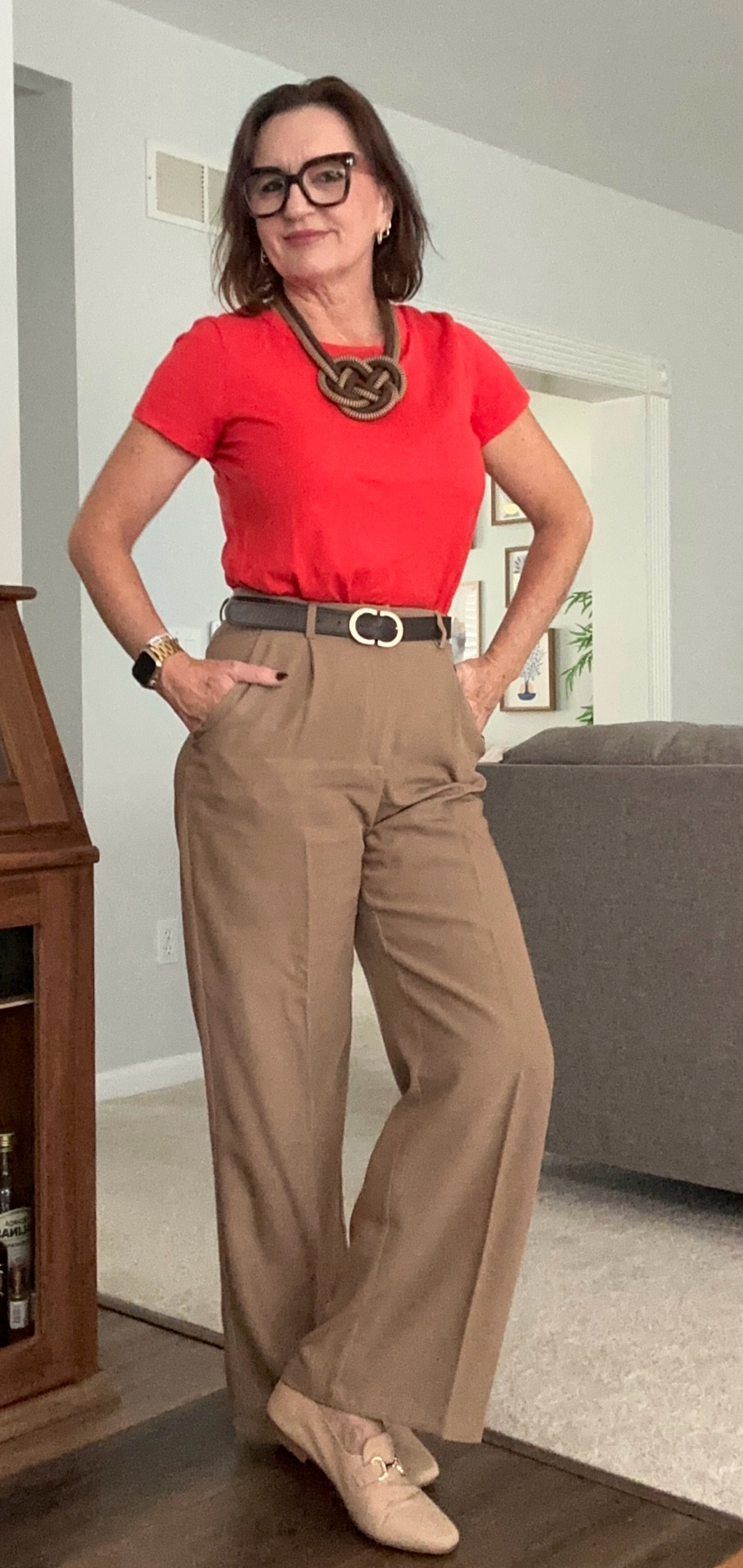 MID RISE SOLID POCKET STRAIGHT
LEG TROUSERS

#LTKspring #LTKestilo50+ #LTKmidsize