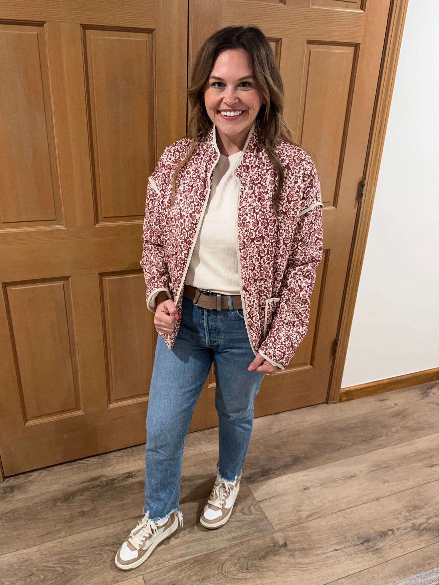 Sedona Casual Dinner Outfit

Quilted Amazon Jacket! Runs a tad oversized! I’m in a medium but could’ve done a small! 

Favorite tried and true jeans! Fit TTS. 

Favorite sneakers! They go with everything 

#dinneroutfit #casualdinneroutfit


#LTKstyletip #LTKshoecrush #LTKtravel