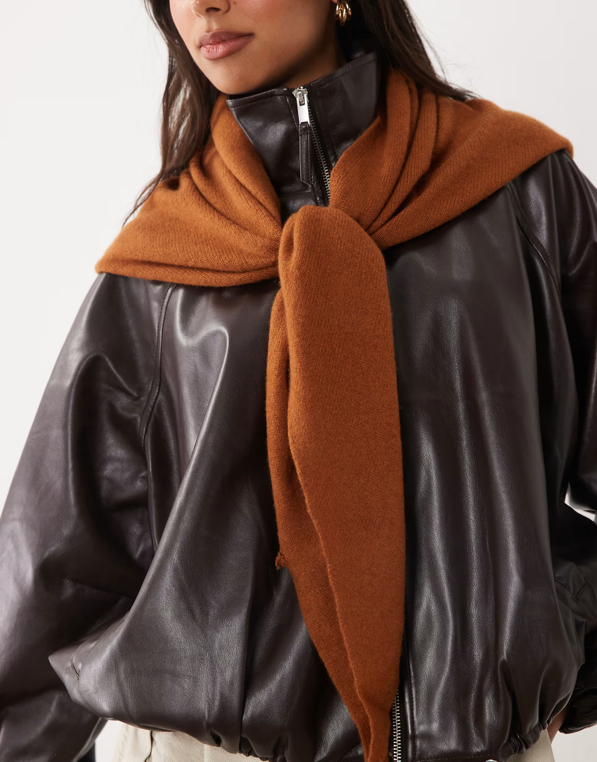 ASOS DESIGN Dreiecksschal aus Wolle in Tabak, extragro\u00df | ASOS (Global)