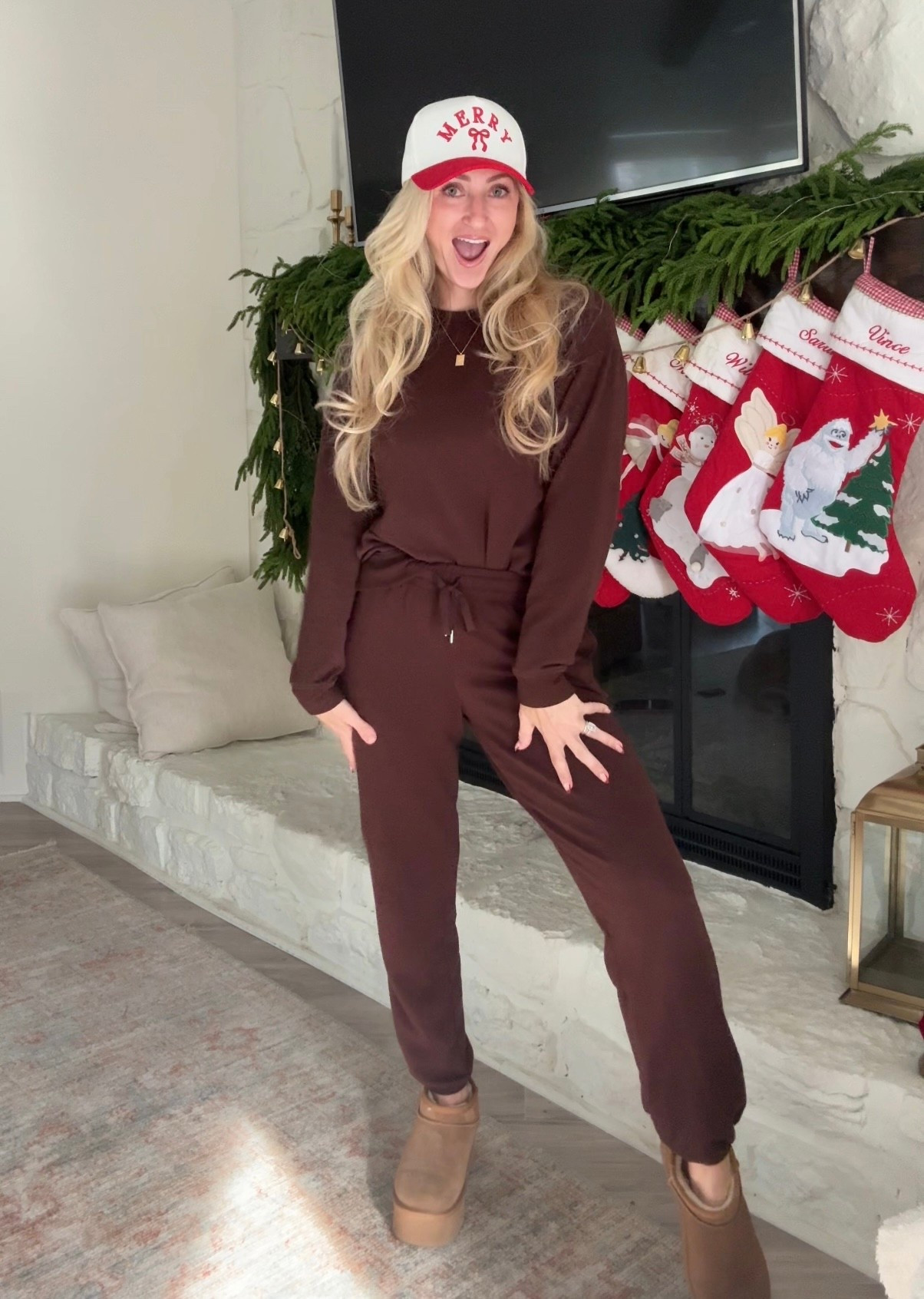 Copy my outfit! This “Merry” trucker hat is literally the cutest thing ever for the holiday season! 

#LTKHoliday #LTKmomlife #LTKootd