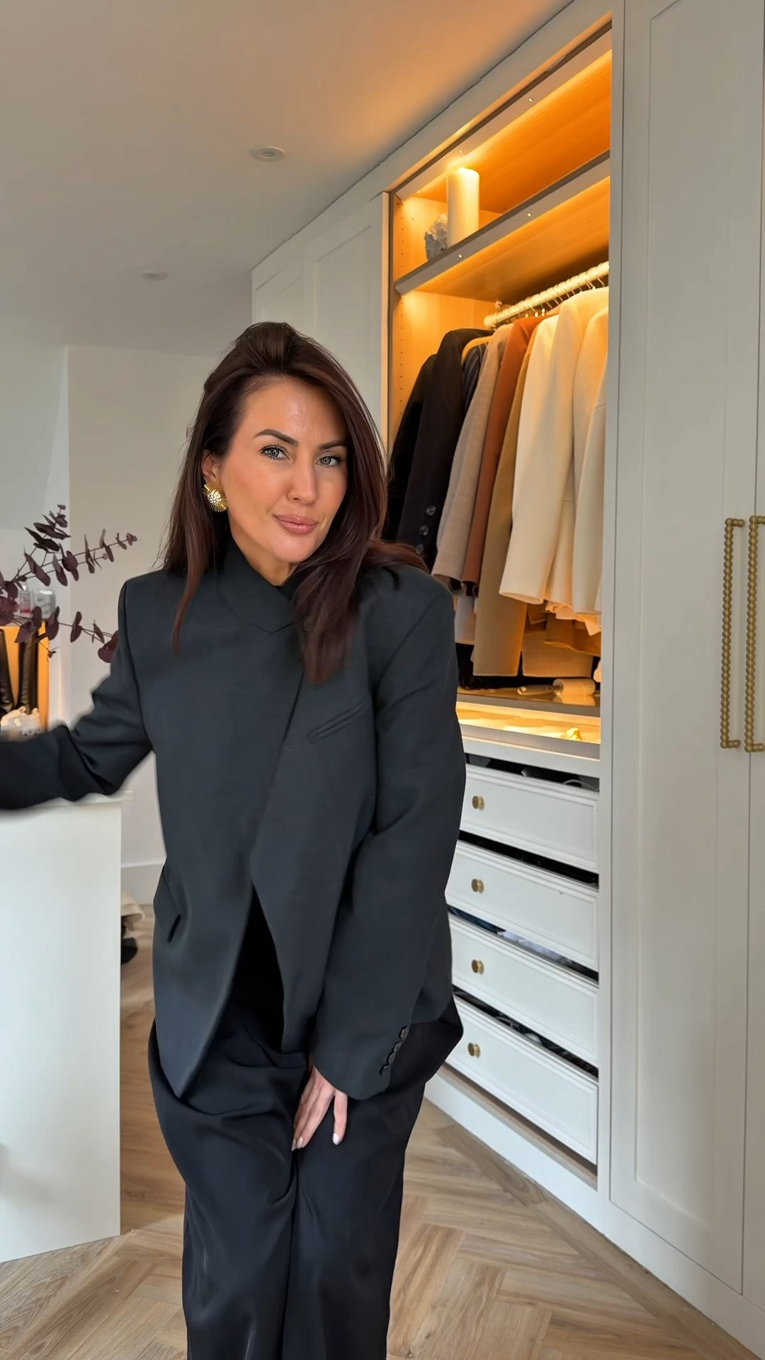 Zara New arrivals

Winter outfits went styling Zara tailoring, tailored blazers, tailored trousers, elegant winter outfits, Zara dress or dress, knee-high boots

#LTKwinter