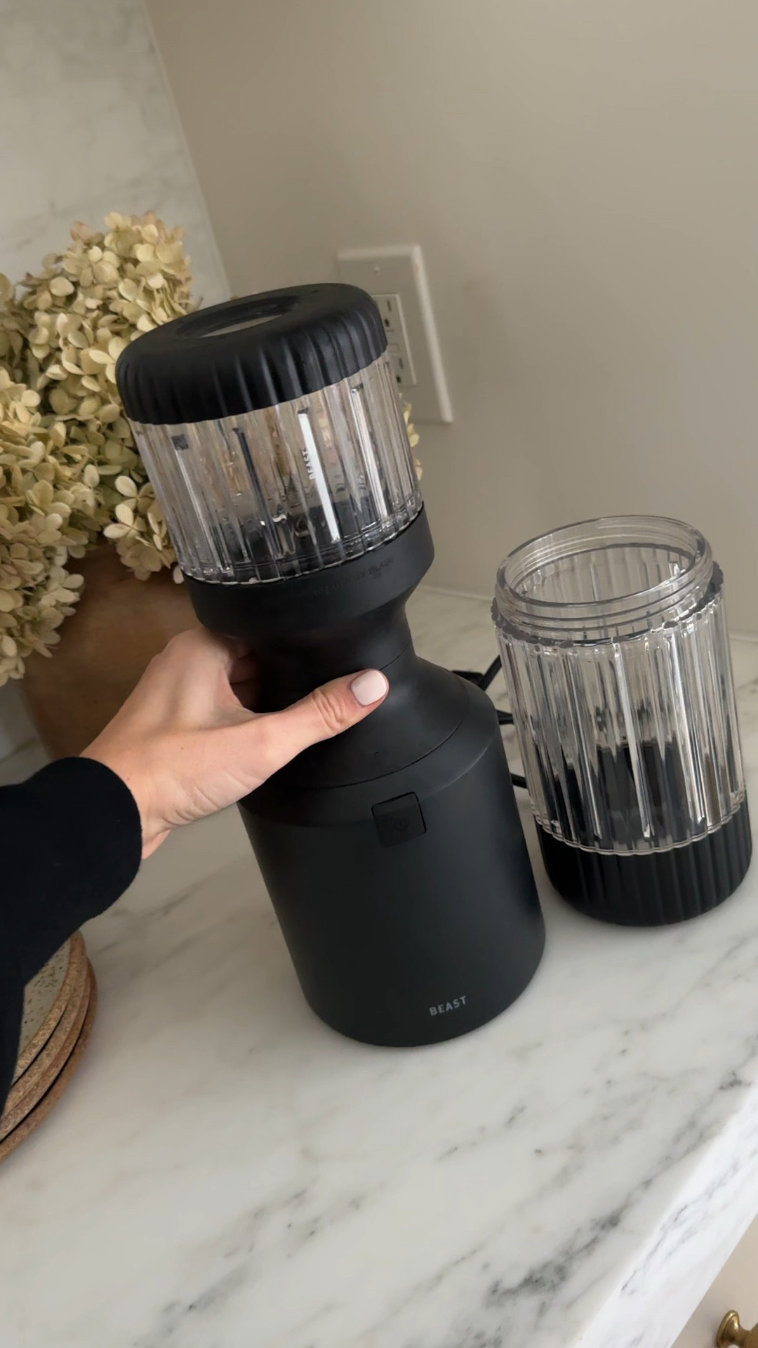 Kat Jamieson shares her favorite blender. Kitchen, appliances, home, cooking, smoothies. 

#LTKCyberWeek #LTKhome #LTKVideo