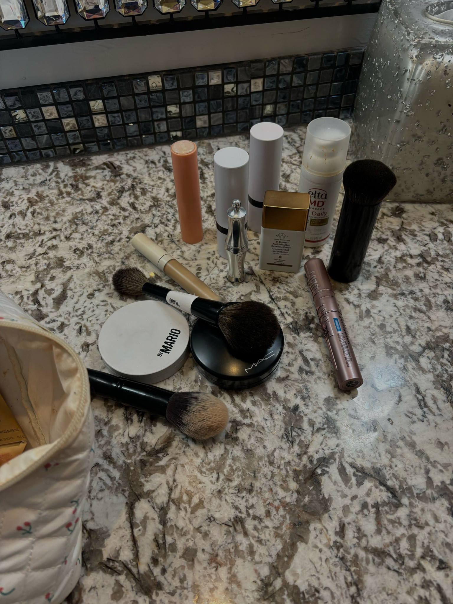 my everyday makeup 

#LTKGiftGuide #LTKBeauty #LTKBump
