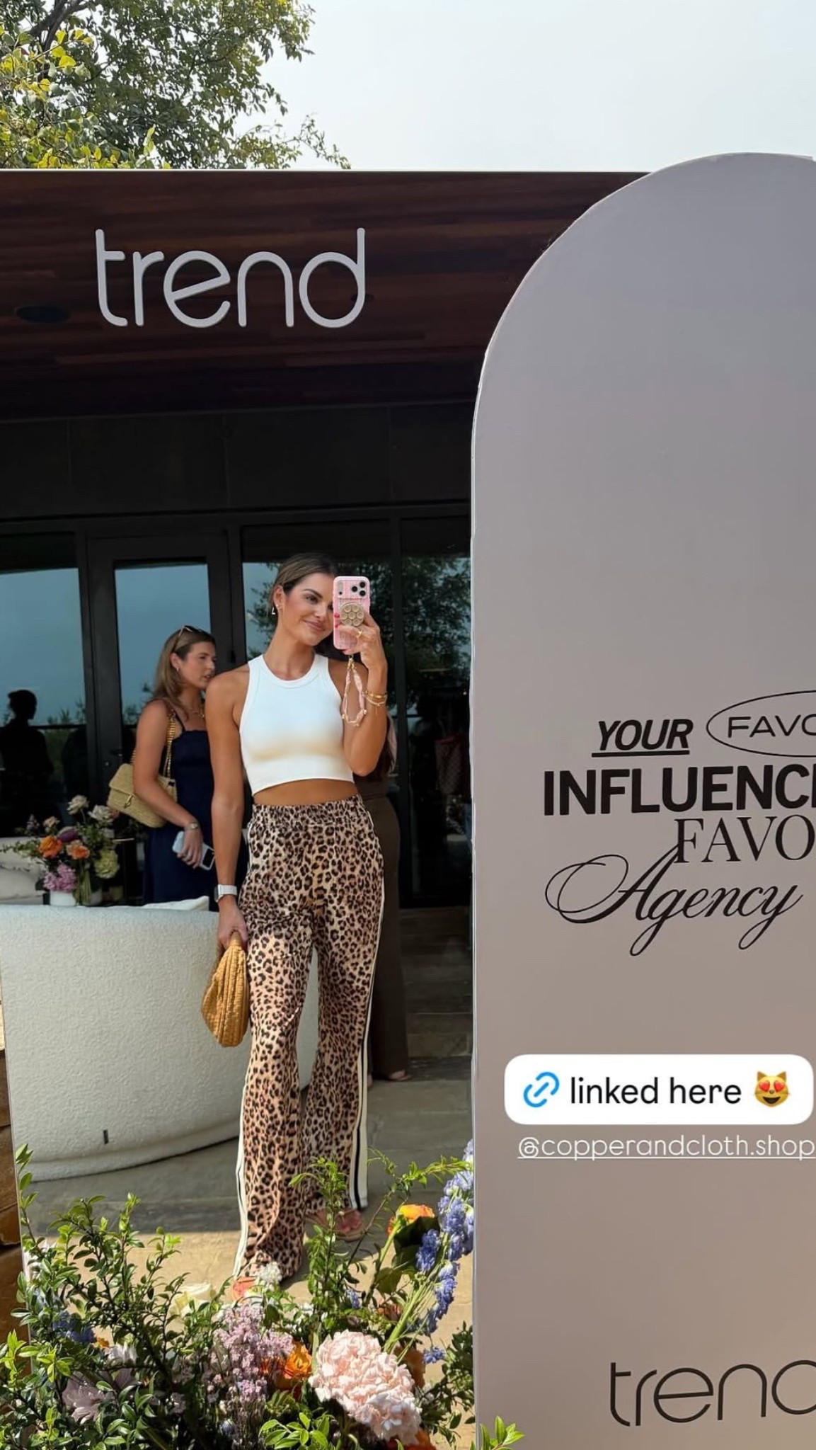 Linking my pants I wore to brunch during LTK Con! 🤎

Leopard pants, fall outfits women, copper and cloth, track pants, Katy Harrell

#LTKCon #LTKSeasonal #LTKootd